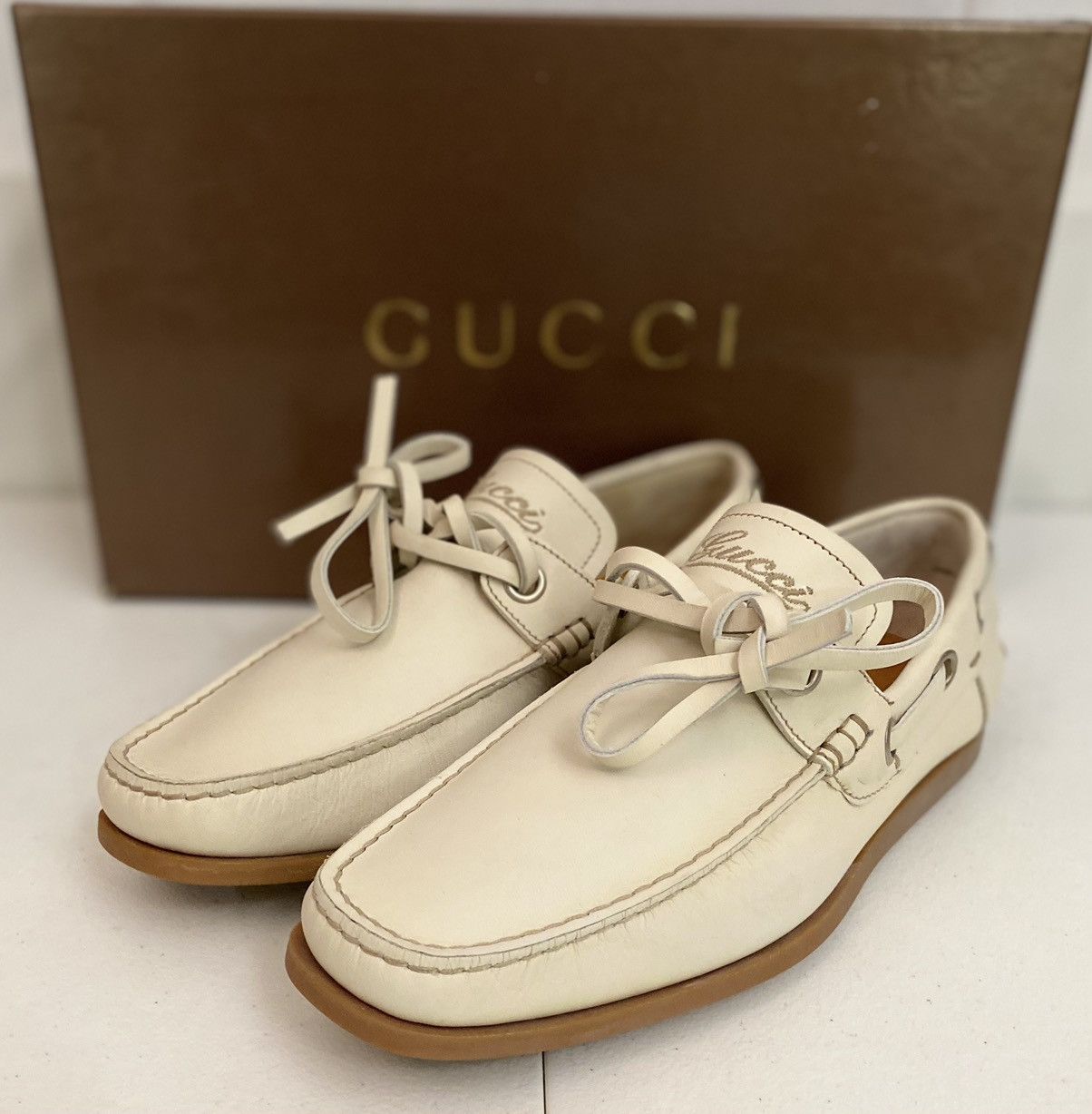 Gucci Gucci 🇮🇹 Runner Up Logo Embroidered Vintage Deck Shoes 39 NEW Size US 9 / IT 39 - 1 Thumbnail