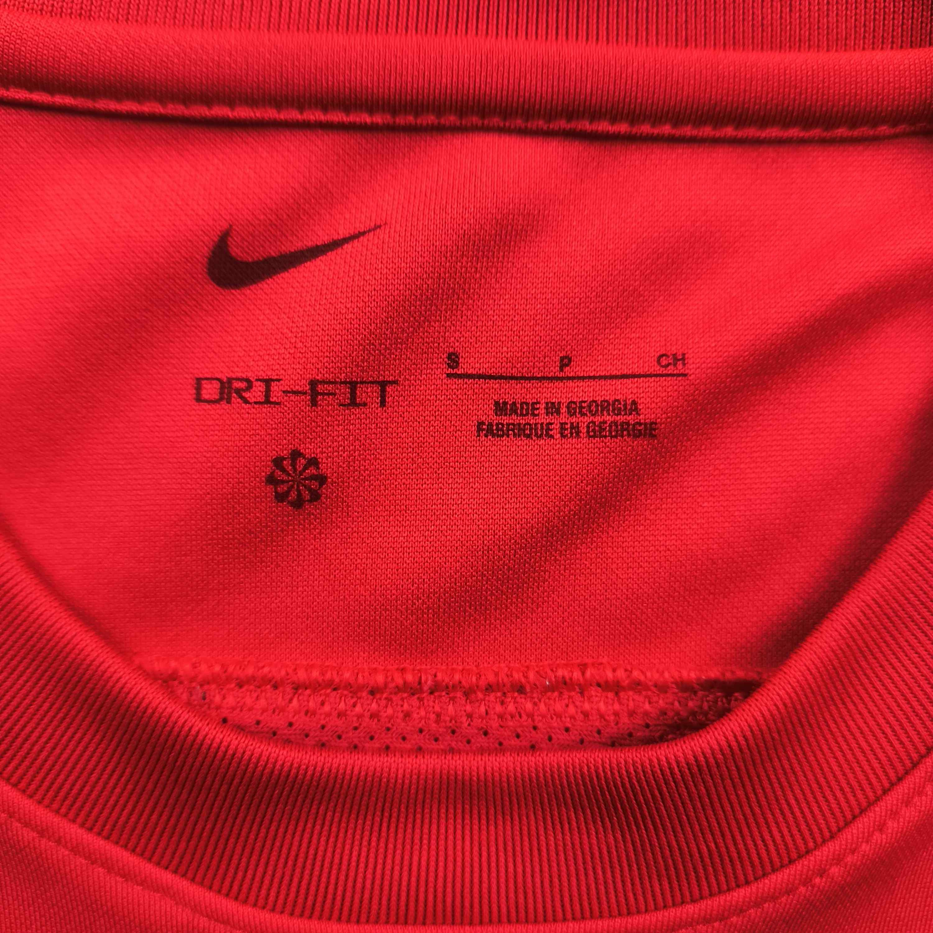 Nike Under The Radar 2021-22 Nike home football jersey size S Size US S / EU 44-46 / 1 - 5 Thumbnail