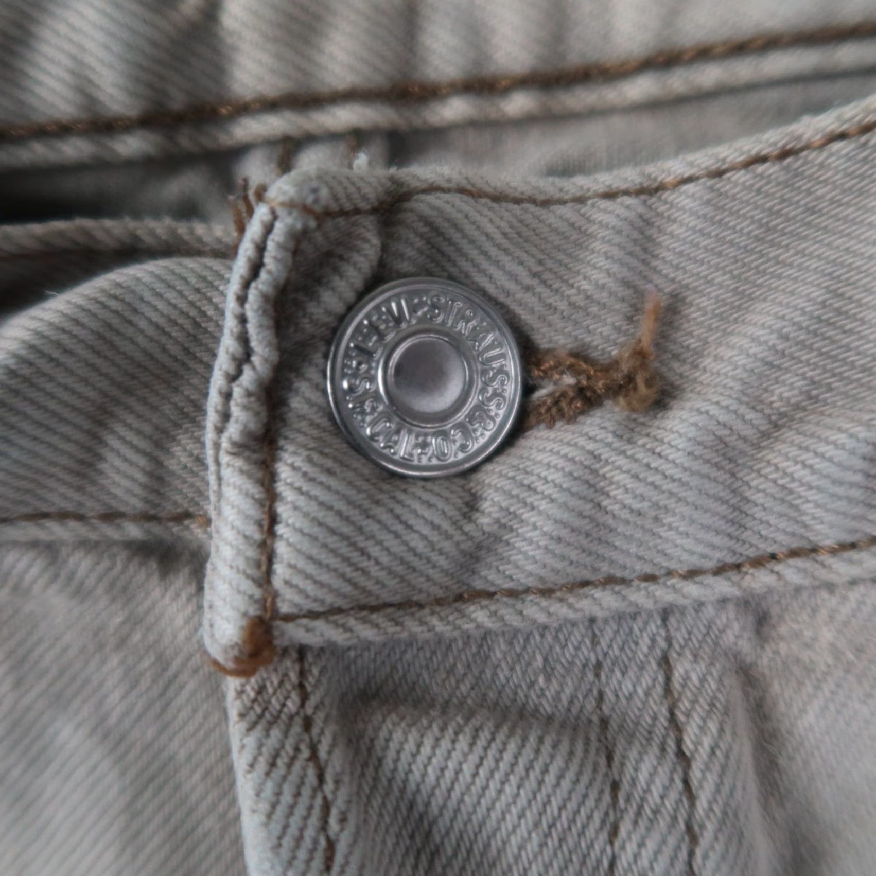 Levi's VINTAGE Levi's 501 Jeans Gray Mens 34x30 Denim Straight 5-Pocket USA Made 90s 501 Series Size US 34 / EU 50 - 6 Thumbnail