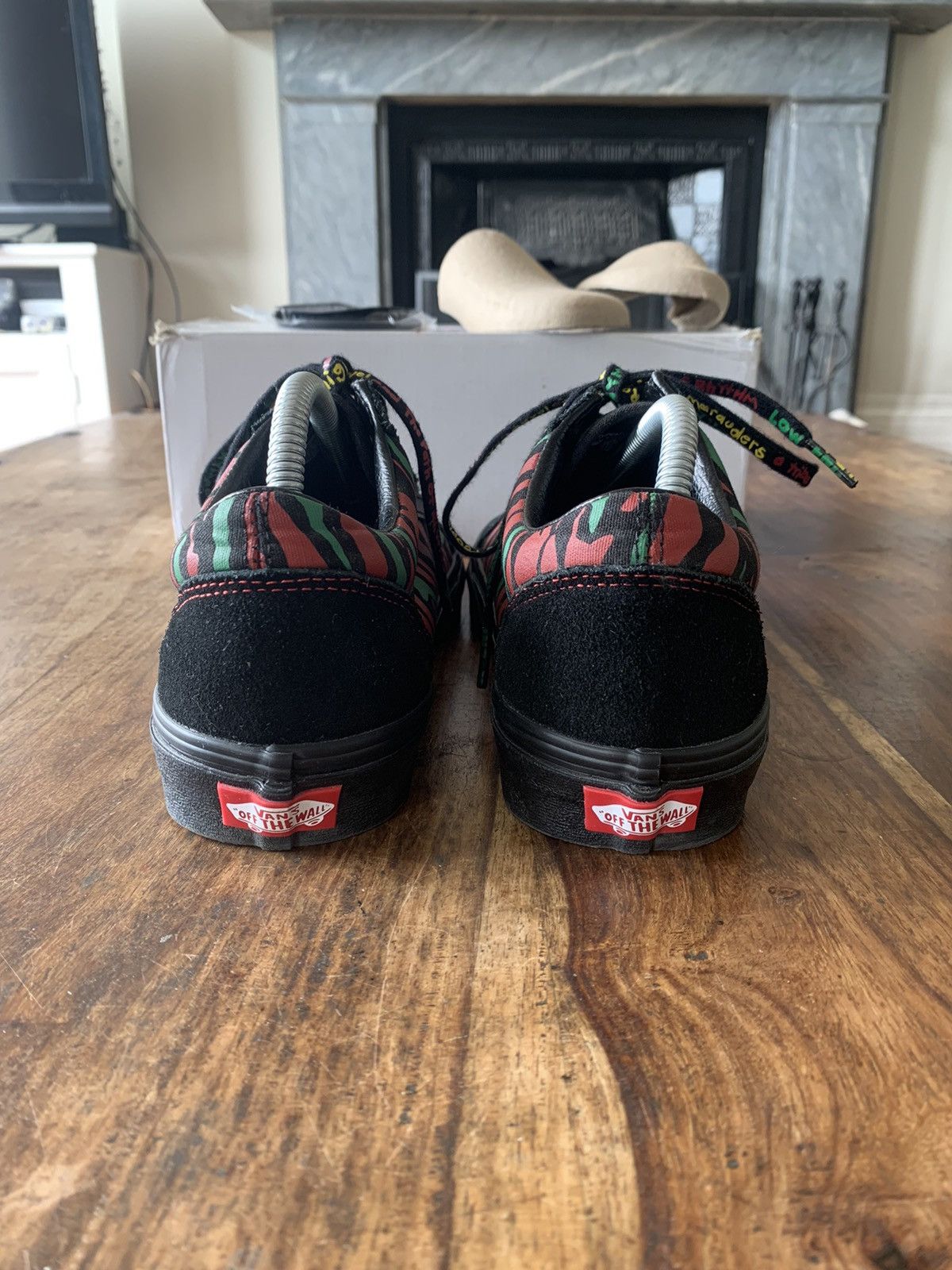 Vans Vans x A Tribe Called Quest Old Skool Low Size US 8.5 / EU 41-42 - 3 Thumbnail