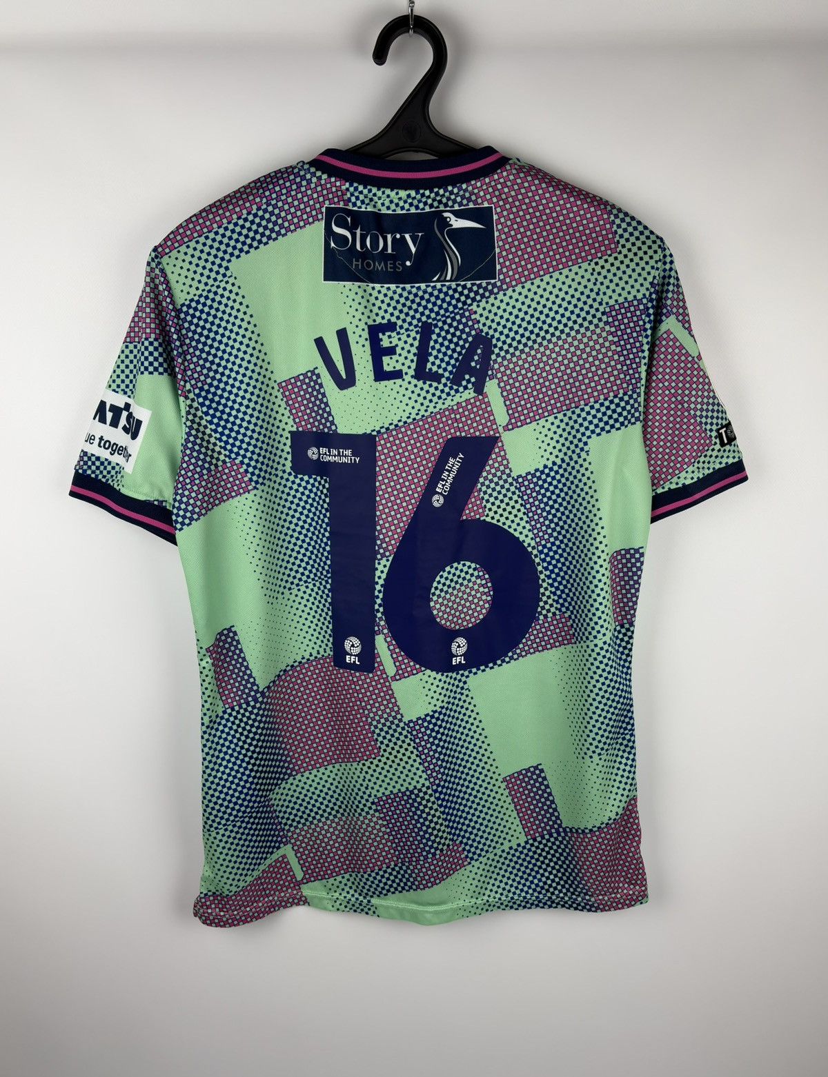 Umbro Umbro Carlisle United 24/25 Vela #16 Football Soccer Jersey Size US M / EU 48-50 / 2 - 2 Thumbnail