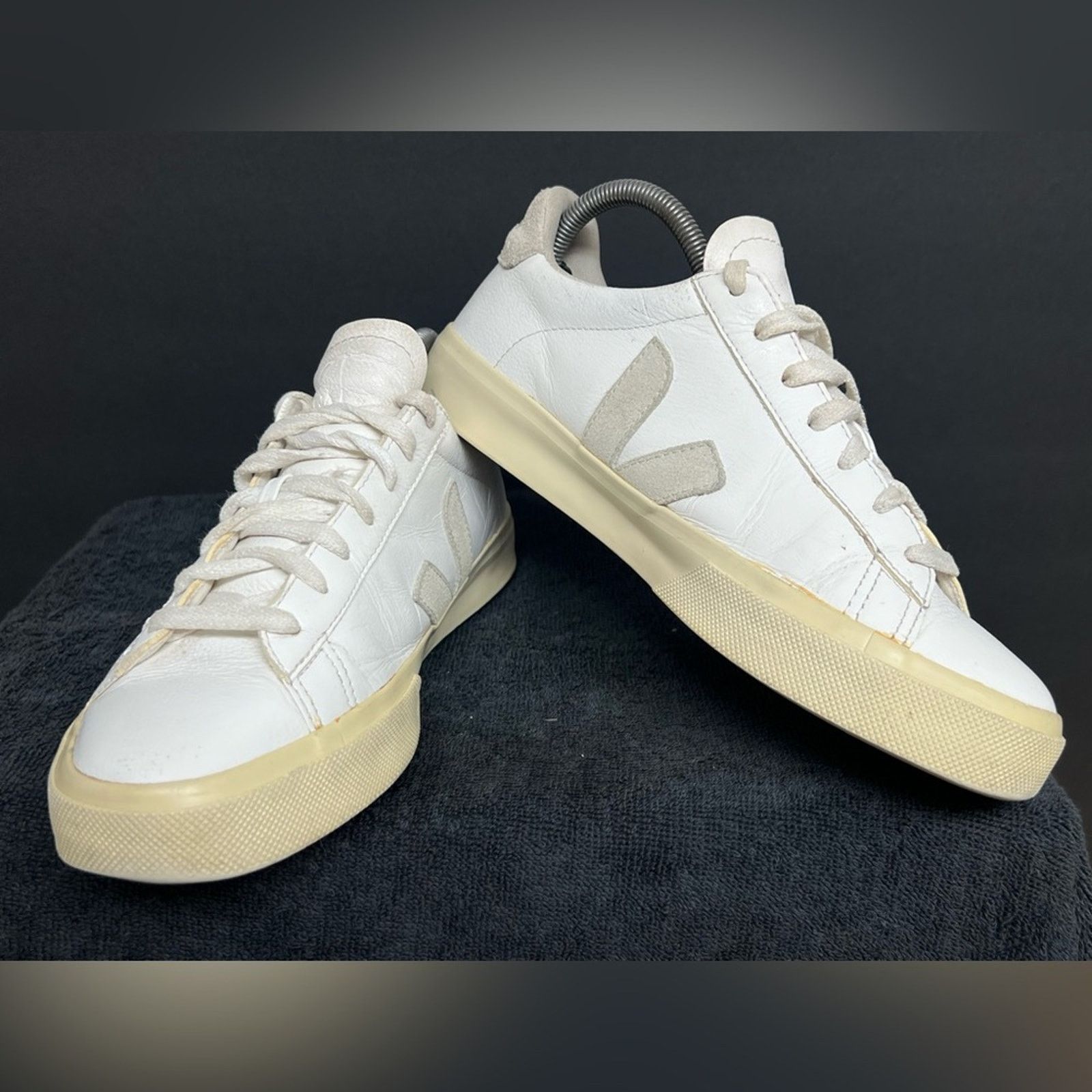 Veja Veja Women’s Campo Sneakers White/Natural Size 9 US Size US 9 / IT 39 - 2 Thumbnail