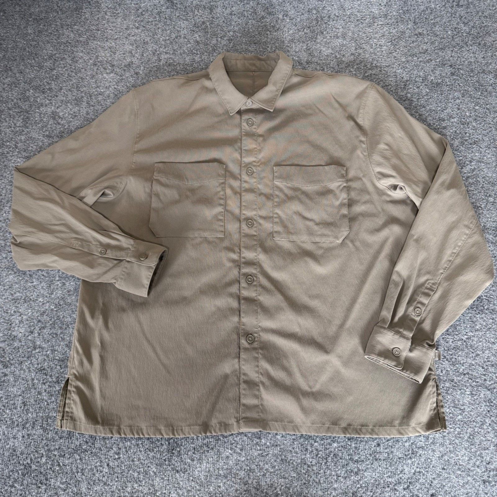 Other Lululemon Mens XL Olive Long Sleeve Button Up Shirt Stretch Size US XL / EU 56 / 4 - 1 Thumbnail