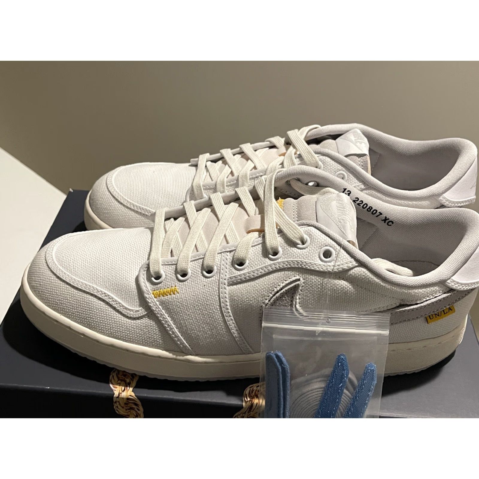 Jordan Brand Union X Air Jordan 1 Retro AJKO Low SP White Grey Sail DO8912-101 Size 13 Size US 13 / EU 46 - 6 Thumbnail
