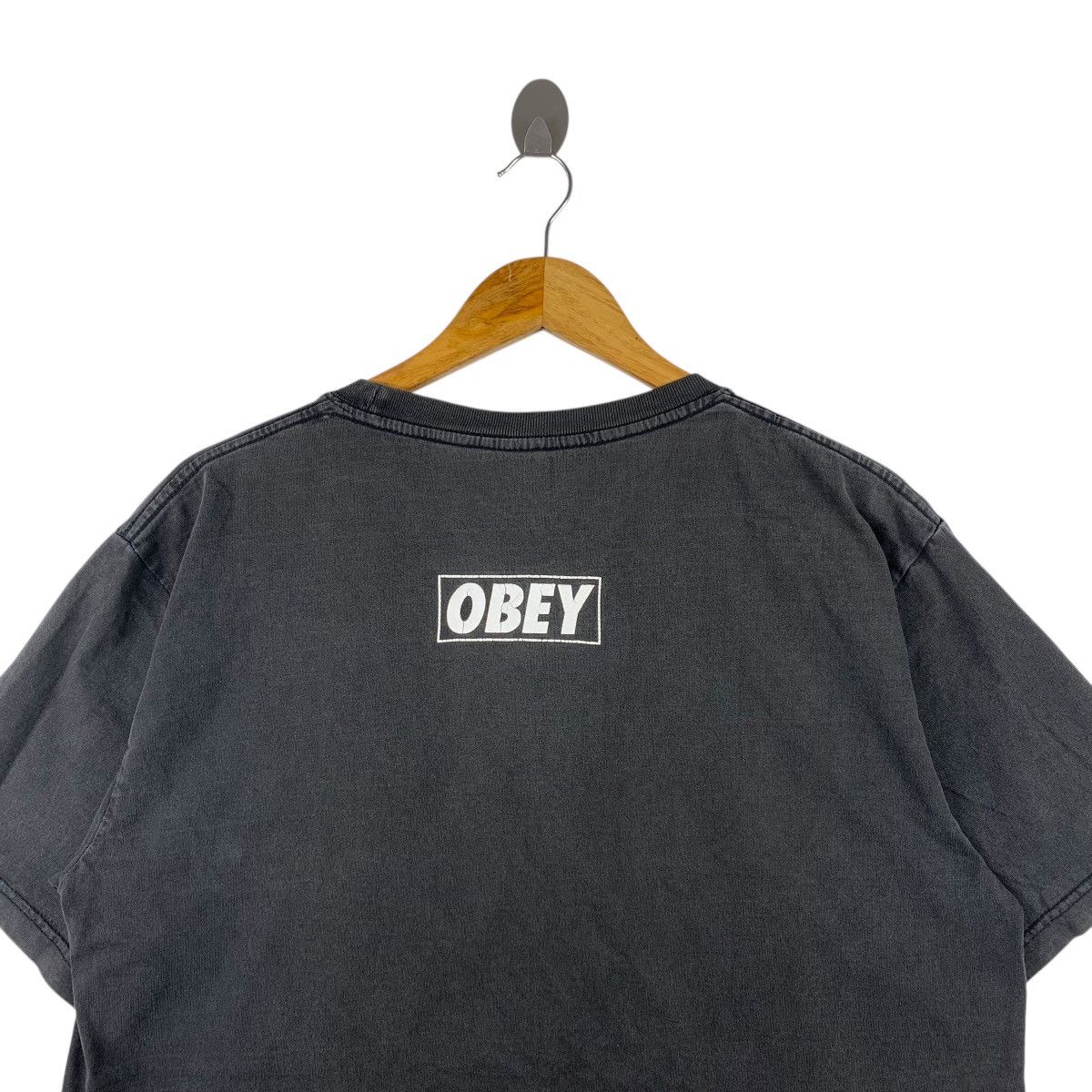 Obey OBEY Rose Girl Propaganda American Casualwear Big T-Shirt Size US L / EU 52-54 / 3 - 4 Thumbnail