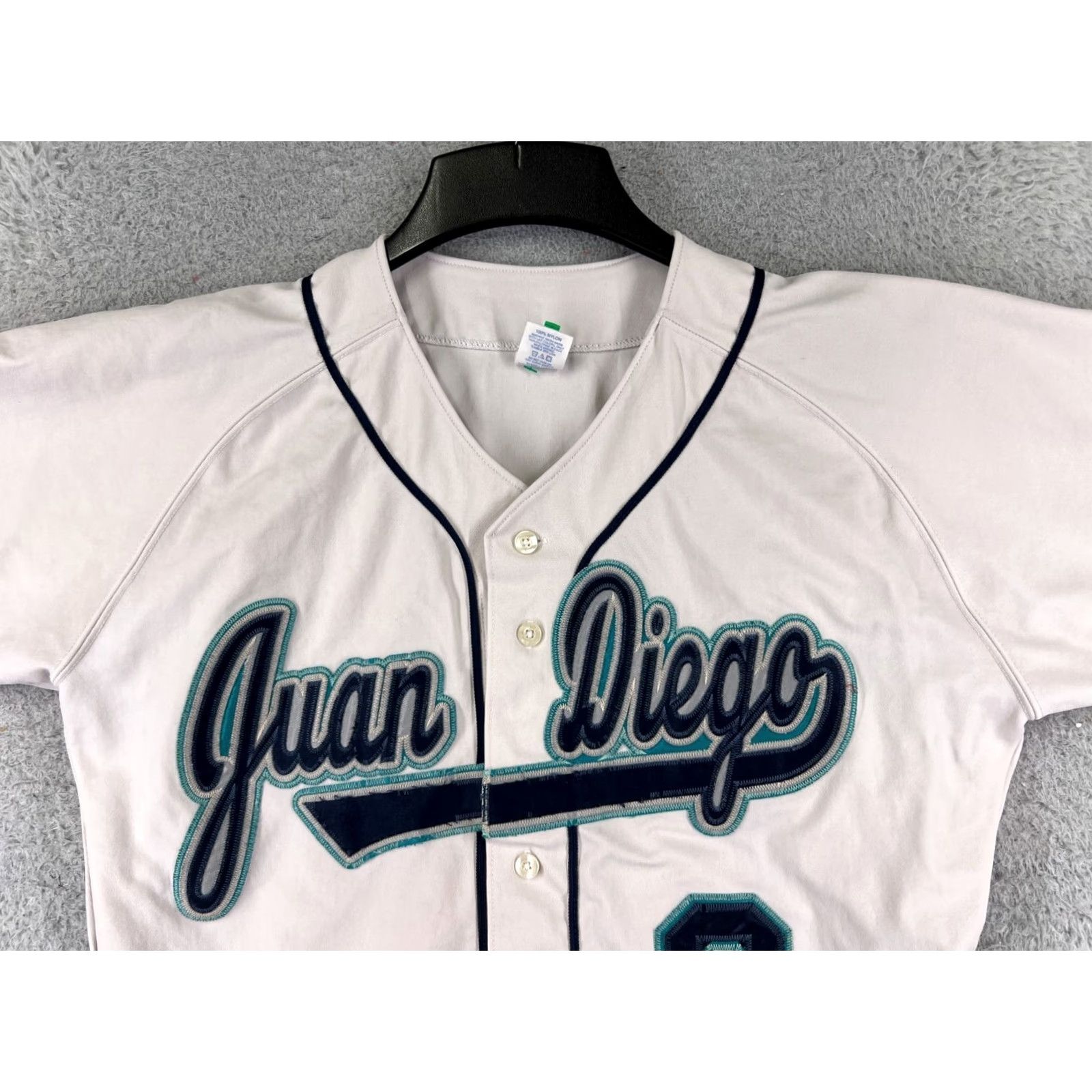 Vintage VINTAGE Rawlings Juan Diego Jersey Adult Medium White Nylon Button-Up 2 | 90s Hip Hop Music Logo Embroidered Casual Mens Size US M / EU 48-50 / 2 - 4 Thumbnail