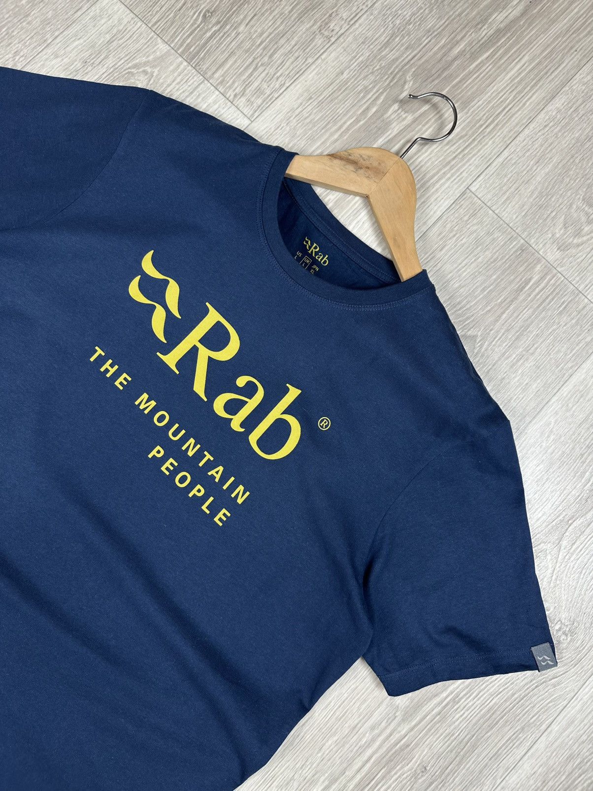 Rab Very rare RAB The Mountain People T-Shirt Gorpcore Size US L / EU 52-54 / 3 - 2 Thumbnail