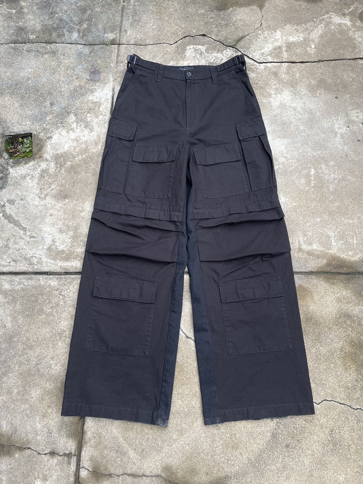 Balenciaga SS22 Hybrid Denim Cargo Pants Size US 32 / EU 48 - 3 Thumbnail