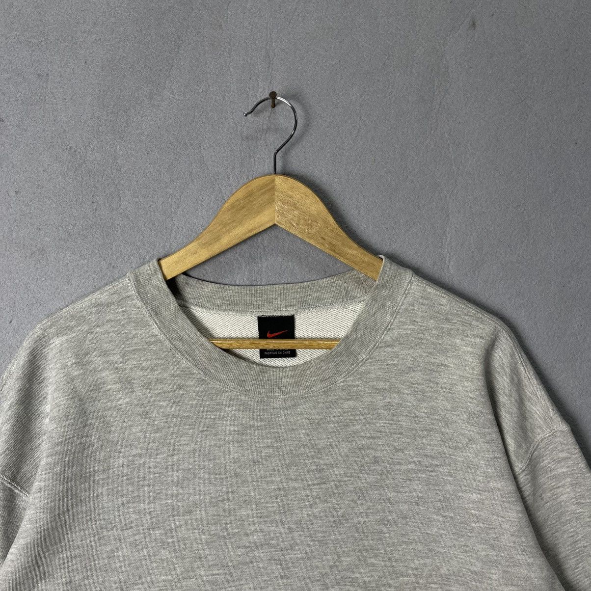 Nike Nike Vintage Minimal Logo Sweatshirt Size US XL / EU 56 / 4 - 2 Thumbnail