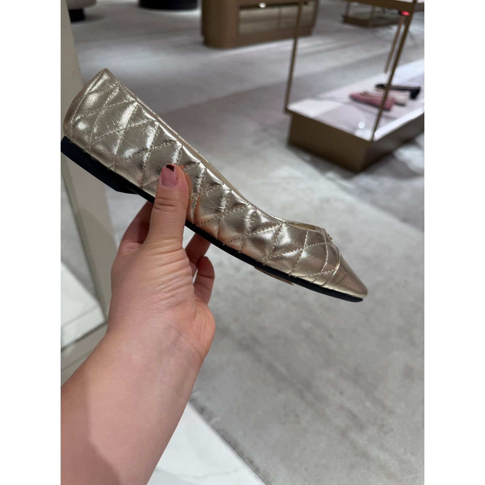 Jimmy Choo Jimmy choo champagne gold quilted flats Size US 6 / IT 36 - 3 Thumbnail