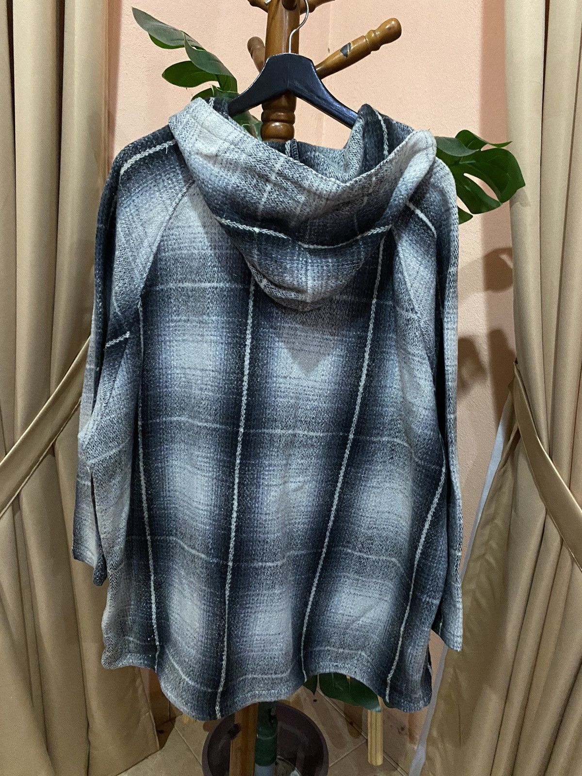 Kiwi Kiwi House Wool-Blend Plaid Hoodie – Gray Tone, Unisex Size US L / EU 52-54 / 3 - 8 Thumbnail