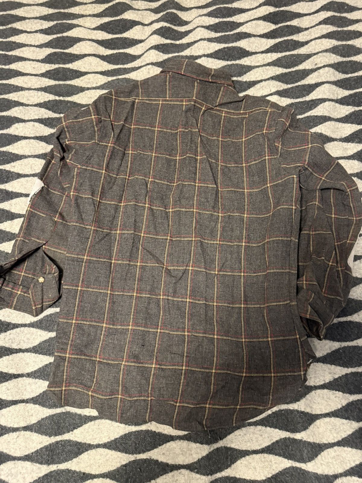 Vintage Pendleton 80s 90s wool plaid button up grey red yellow Size US M / EU 48-50 / 2 - 3 Thumbnail