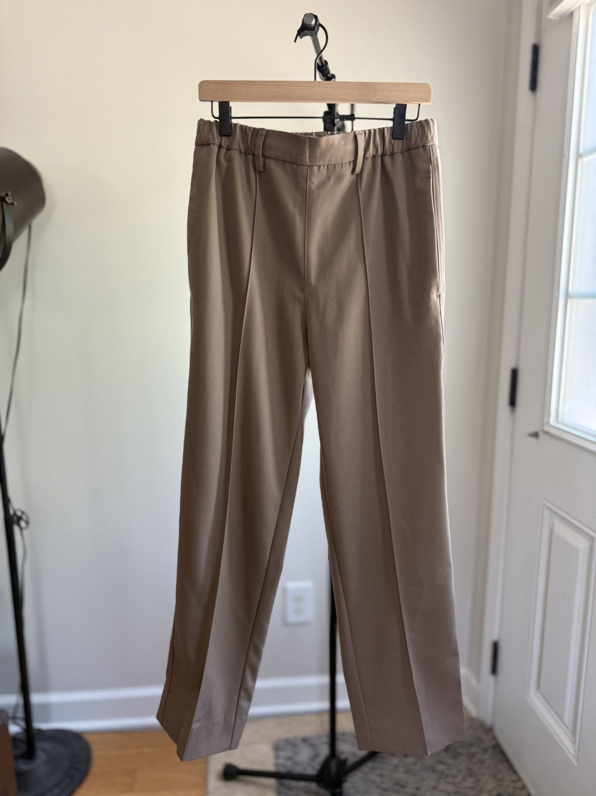 AMI Ami Paris Brown Pleated Trousers Size US 30 / EU 46 - 1 Thumbnail