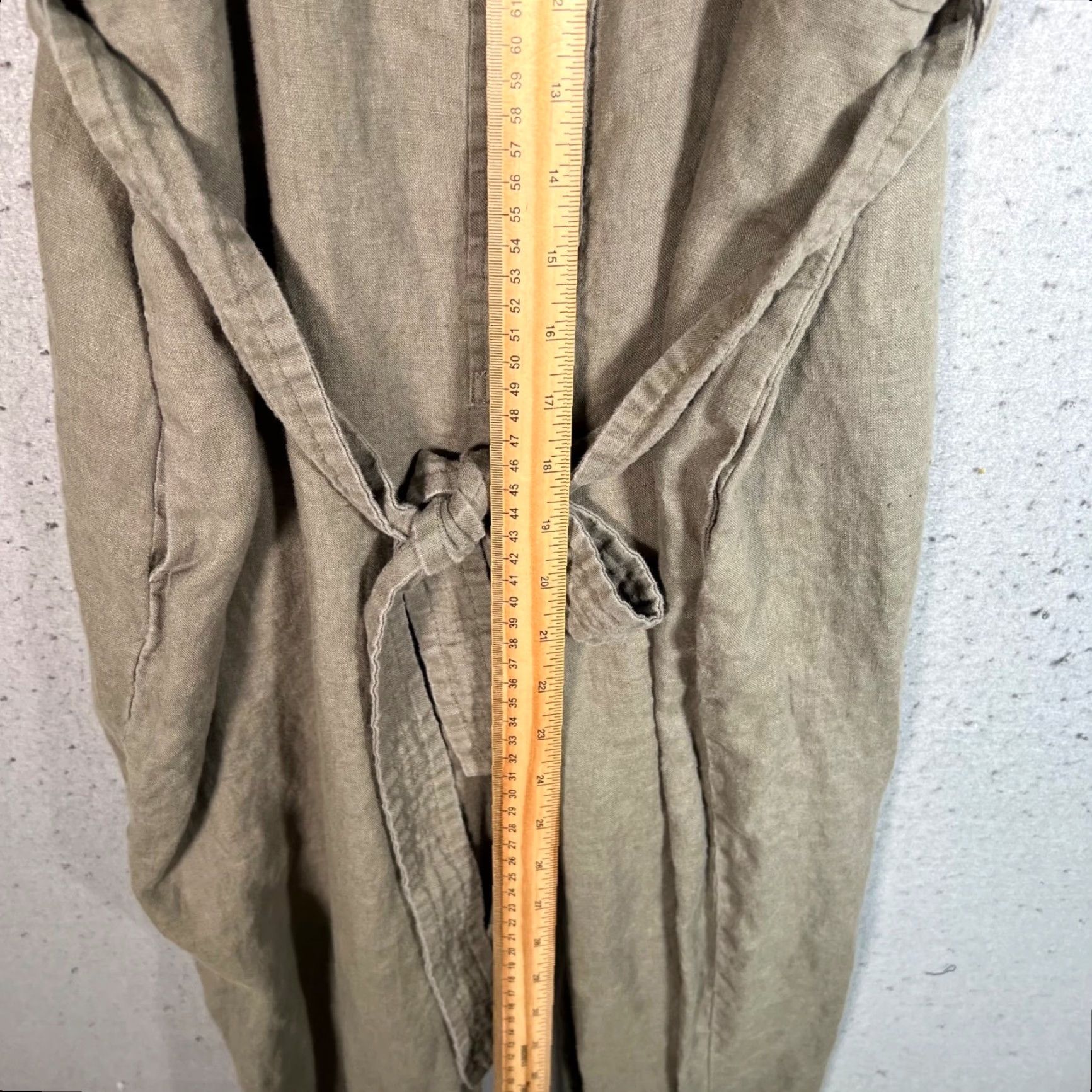 Everlane Everlane Womens Size 10 Olive Green Linen Jumpsuit With Button Front Waist Tie Size 32" / US 10 / IT 46 - 7 Thumbnail