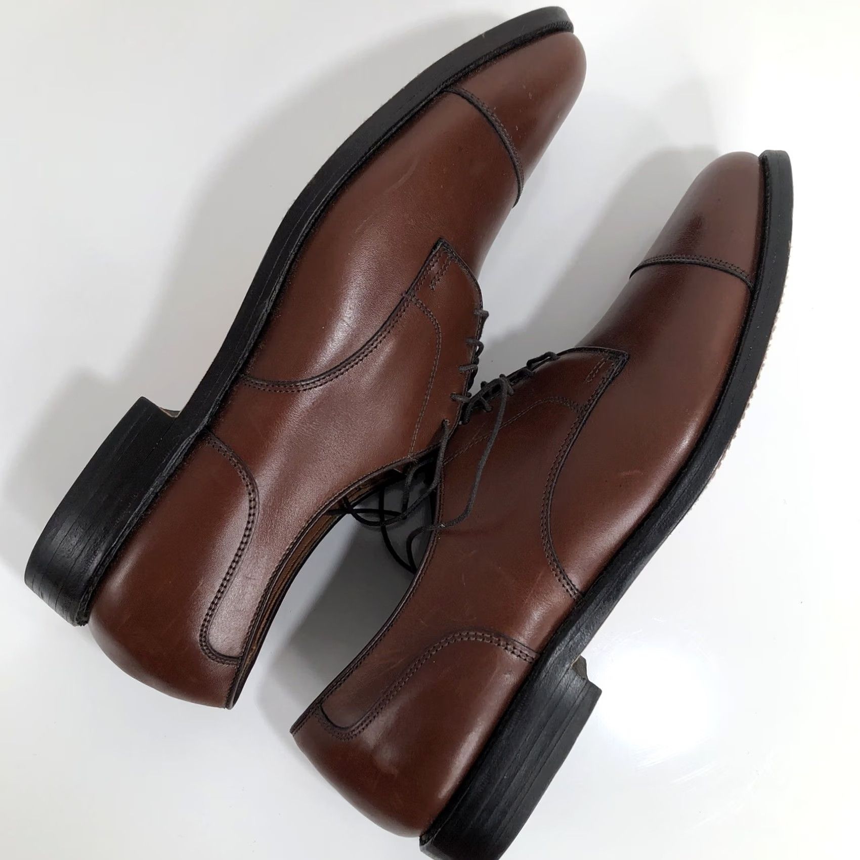 Allen Edmonds Allen Edmonds Margate Mens 10.5 Brown Cap Toe Oxford Dress Shoes Mens Cap Toe Oxford Brown 10.5 Allen Edmonds Margate Shoes Women/Men? Size ONE SIZE - 5 Thumbnail
