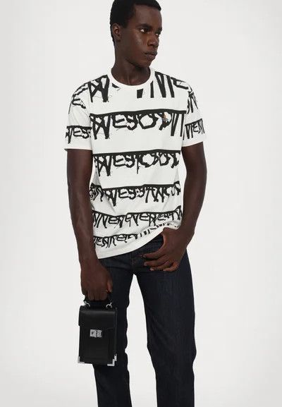 Vivienne Westwood o1f1d3z0426 T-Shirt in White/Black Size US S / EU 44-46 / 1 - 4 Thumbnail