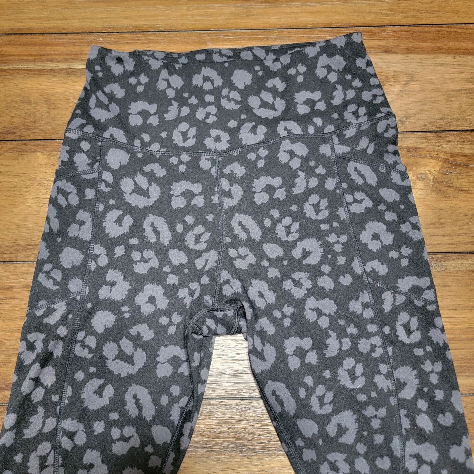 Other Rae Dunn Cheetah Print Leggings w/ Pockets "Warrior" -Medium Size 25" / US 0 / IT 36 - 2 Thumbnail