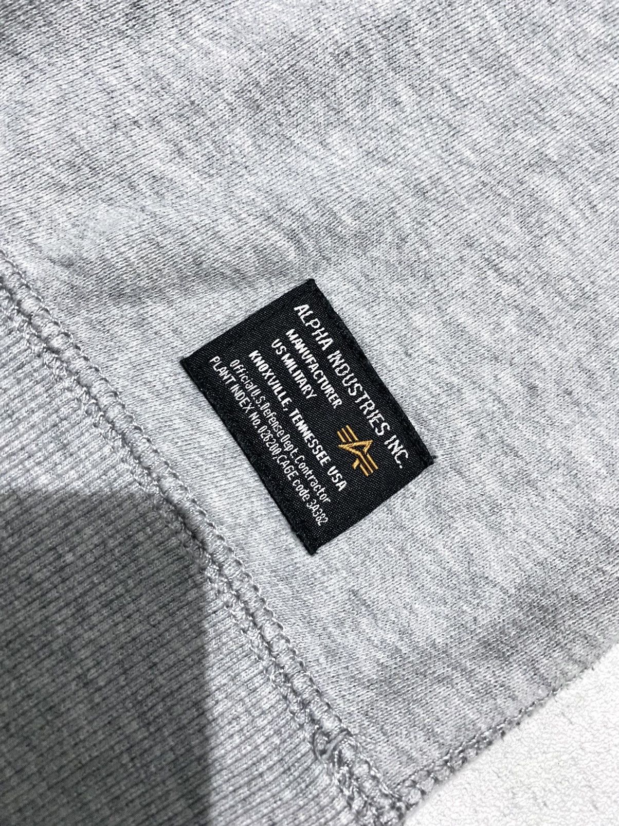 Alpha Industries Alpha Industries US Military Pocket Sweatshirt Size US L / EU 52-54 / 3 - 6 Thumbnail