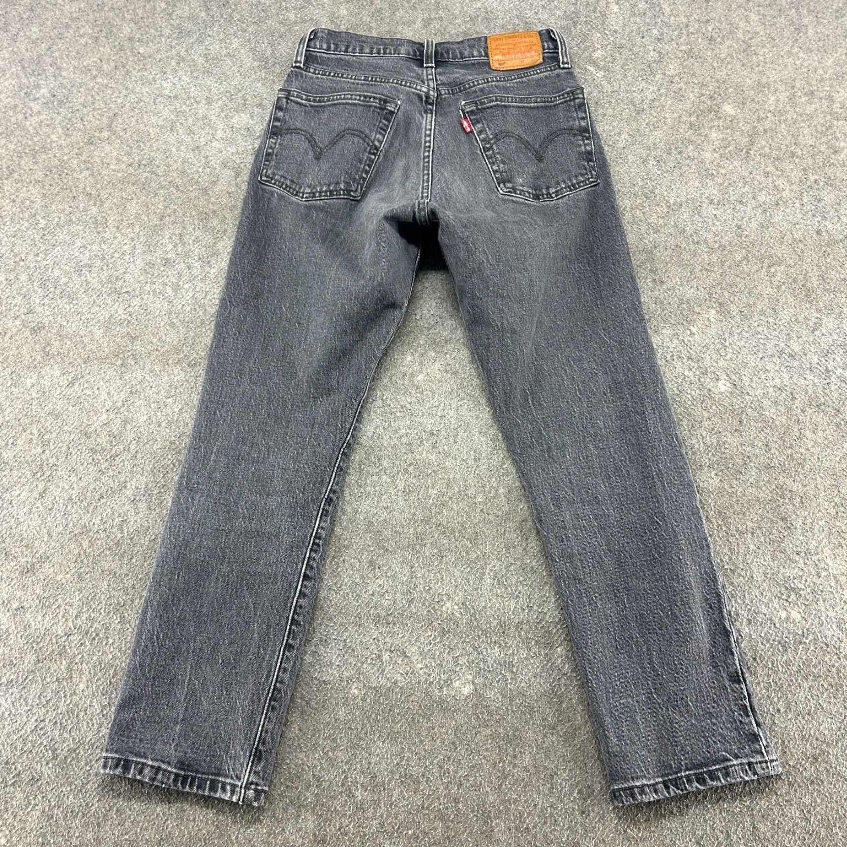 Levi's Levi's 501 Jeans Women's 25x26 Black Dark Wash Denim Stretch Straight Regular 5-Pocket 501 Series Vintage? No. (Note: "Vintage" is No in specs) Size 42" / US 20 - 6 Thumbnail