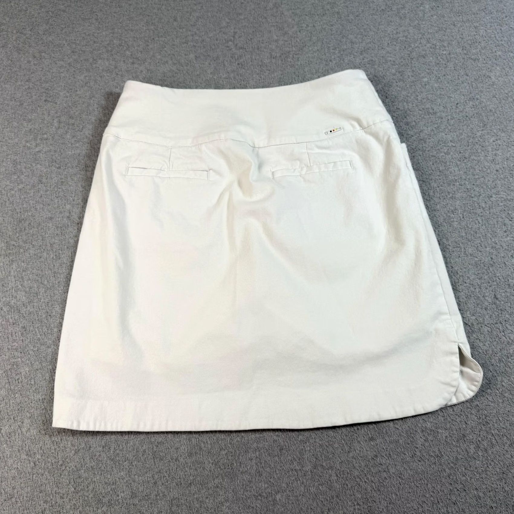 Vintage Swing Control Skort Women 4 White Golf Skirt Shorts Pockets Tennis Pickleball Shirt Female Athletic Outdoor Summer Activewear Women's Skort 4 White Size 27" / US 4 / IT 40 - 2 Thumbnail
