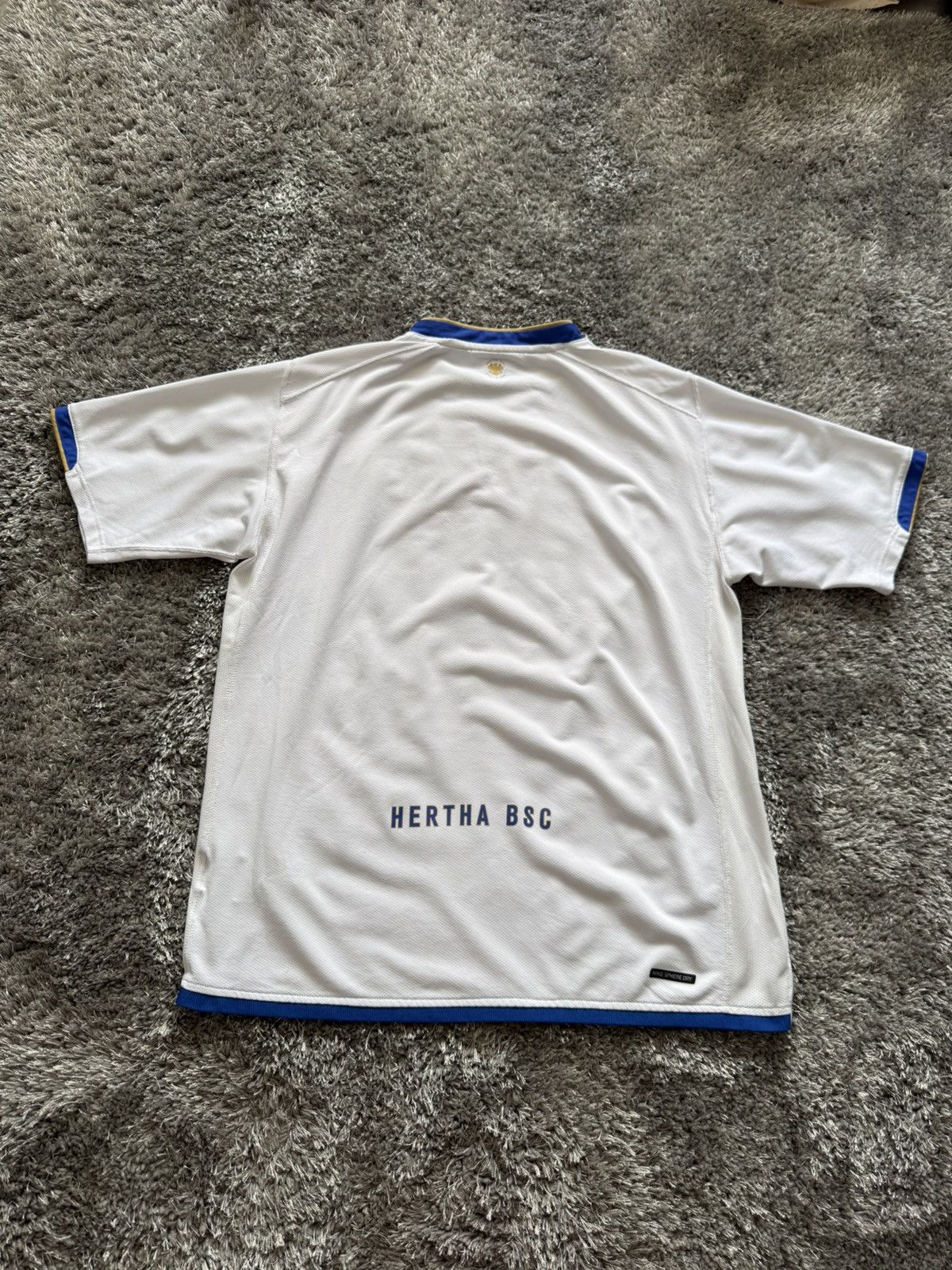 Nike Hertha Berlin Bundesliga Vintage 00s Football Jersey Nike Size US L / EU 52-54 / 3 - 4 Thumbnail