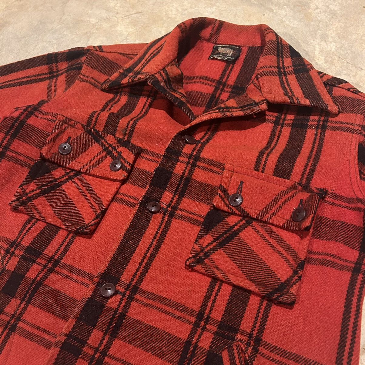 Vintage × Woolrich Woolen Mills Rare Vintage 1940s Woolrich Wool Mackinaw Jacket Plaid Red Size US L / EU 52-54 / 3 - 5 Thumbnail