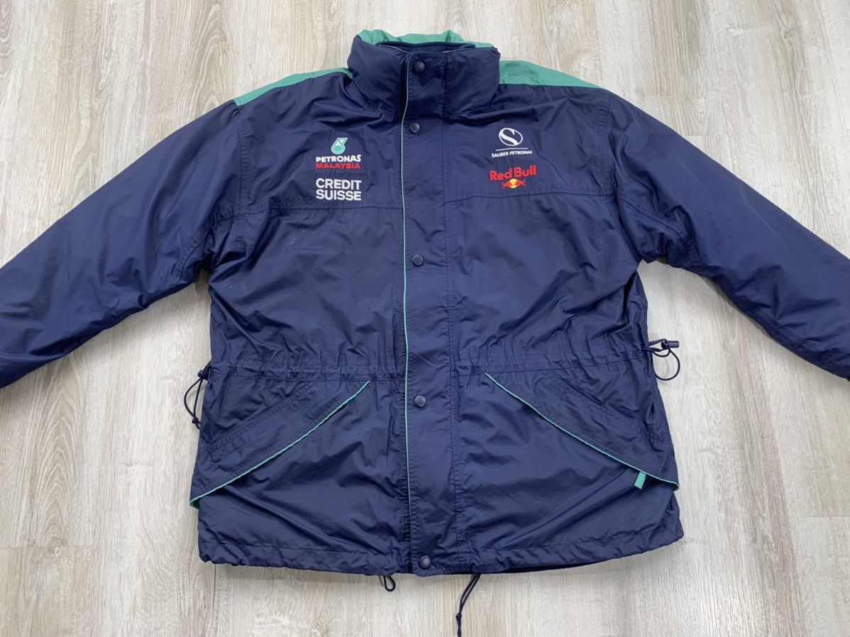 Red Bull Mens vintage jacket Sauber Petronas Red Bull Size L Size US L / EU 52-54 / 3 - 2 Thumbnail