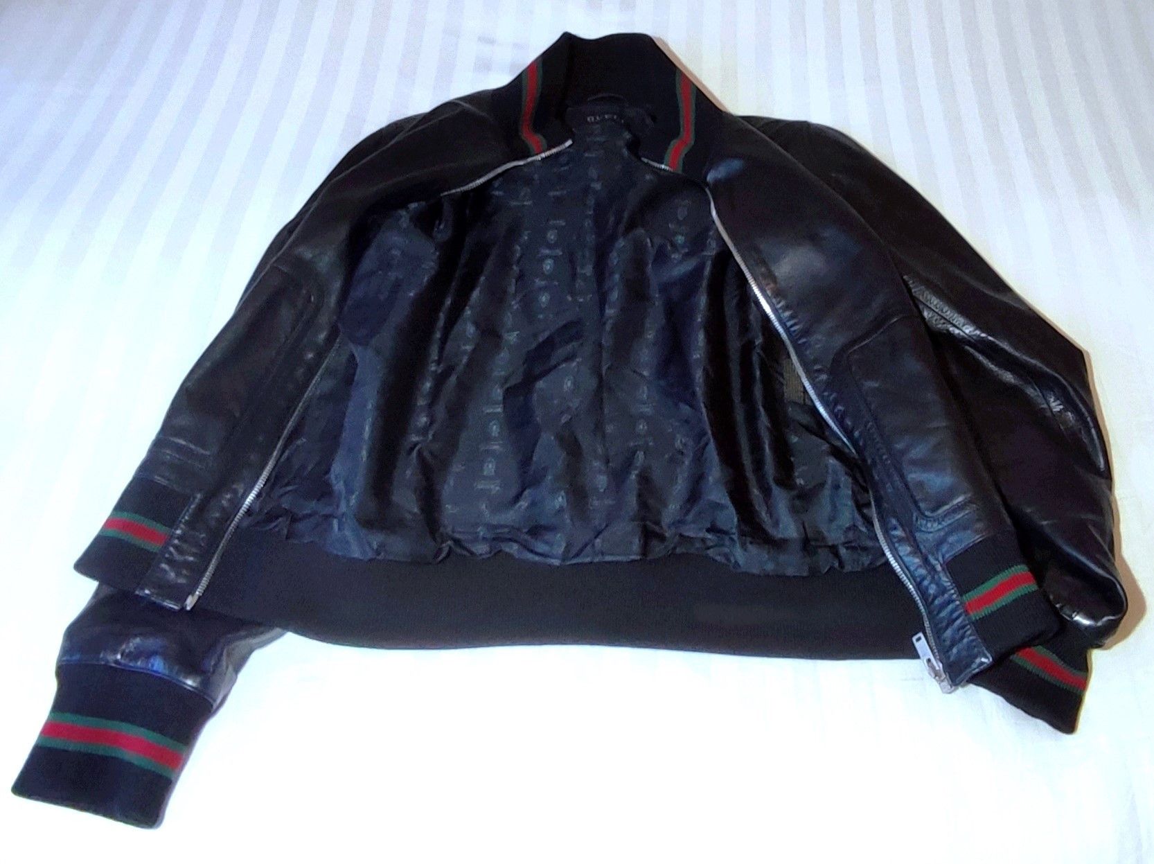 Gucci Bomber Cuir Gucci comme Neuf Size US L / EU 52-54 / 3 - 4 Thumbnail