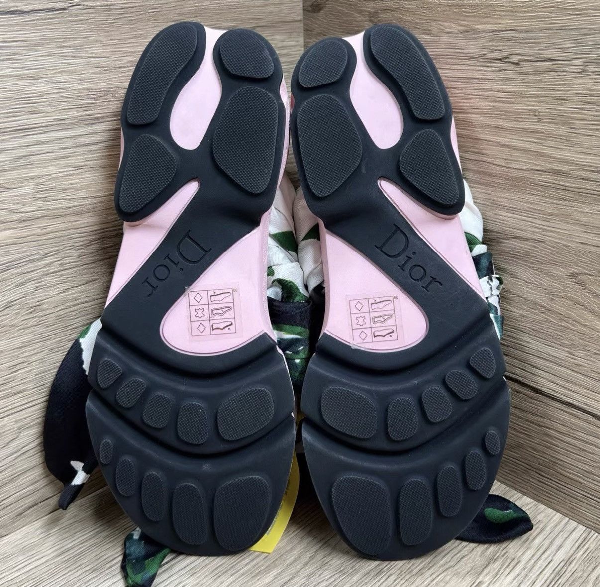 Dior Dior Garden Tie Strap Slippers J41 Size US 7 / IT 37 - 4 Thumbnail
