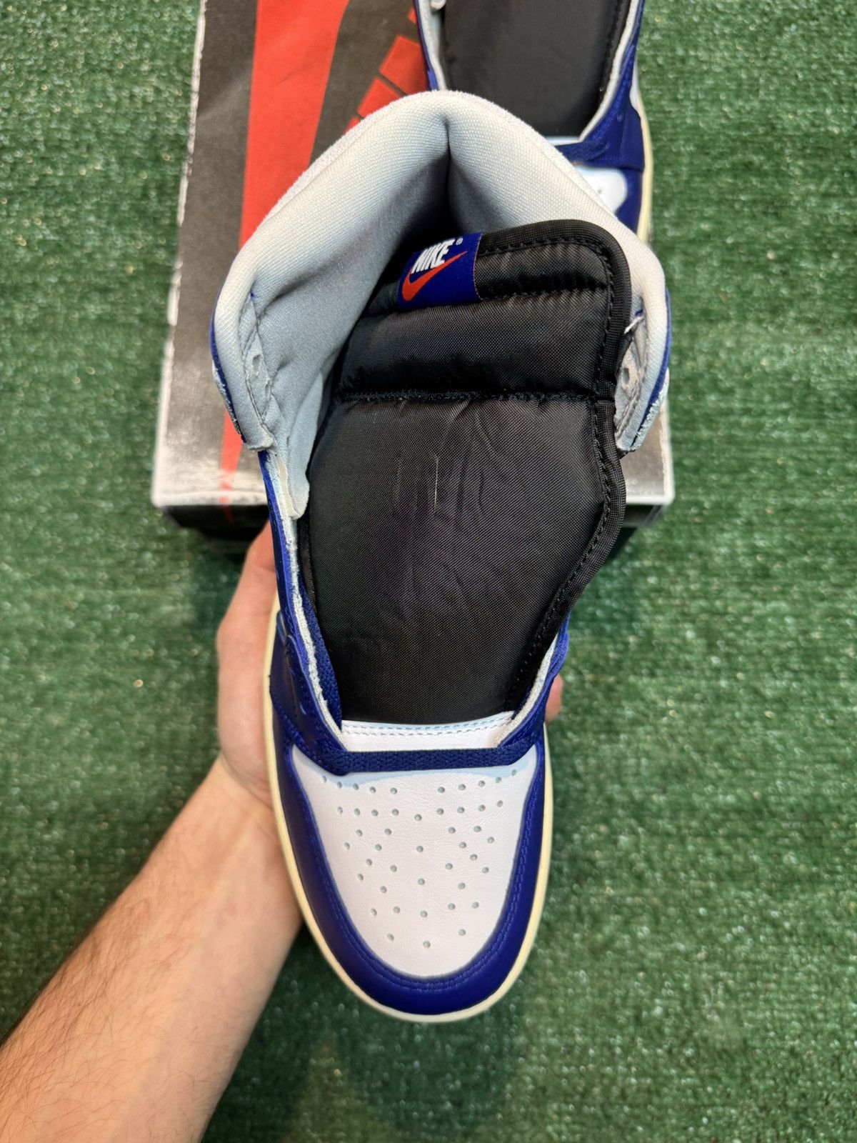 Jordan Brand Jordan Retro 1 Rare Air Size 9 Size US 9 / EU 42 - 2 Thumbnail