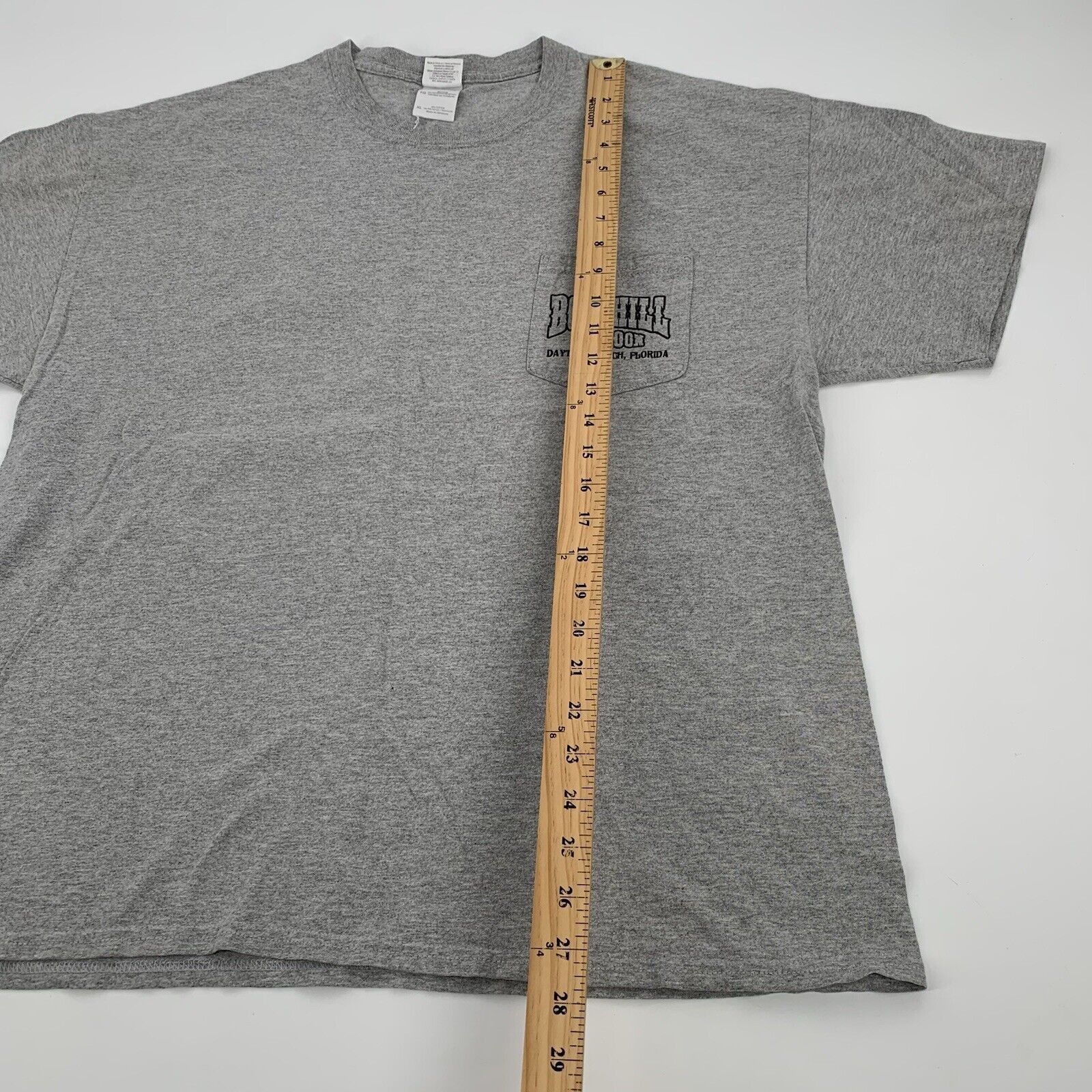 Gildan × Vintage Vintage Boothill Saloon Pin Up Girl Short Sleeve T-Shirt Size US XL / EU 56 / 4 - 6 Thumbnail