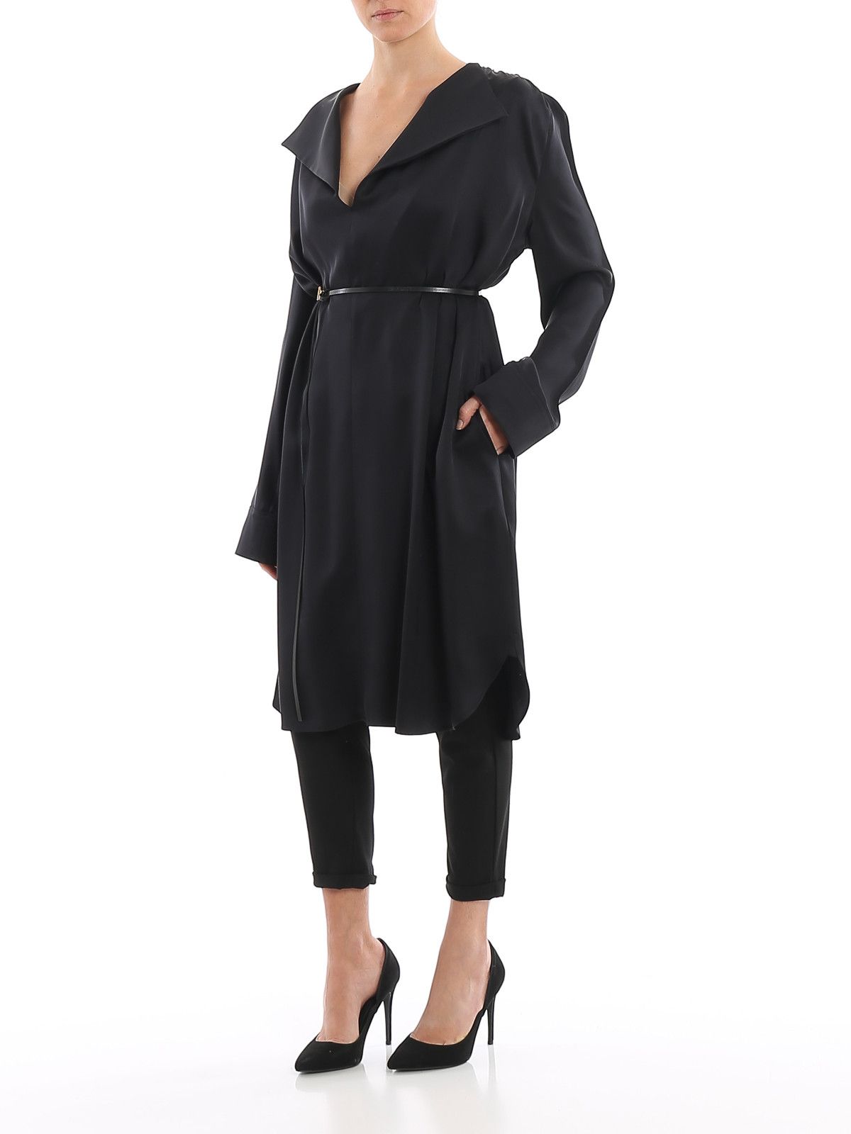 o1y0725 Mini Dress in Black