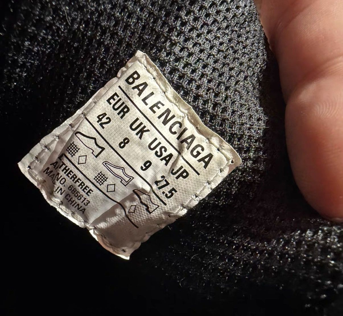 Balenciaga Balenciaga Bouncer Vintage Distressed Tire Shoes J42 Size US 9 / EU 42 - 8 Thumbnail