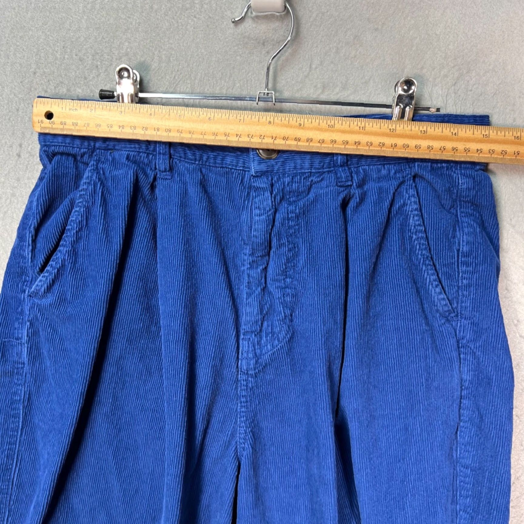 Urban Outfitters Urban Outfitters Mens Corduroy Straight Leg Pleated Pants Blue 30 Size US 30 / EU 46 - 5 Thumbnail