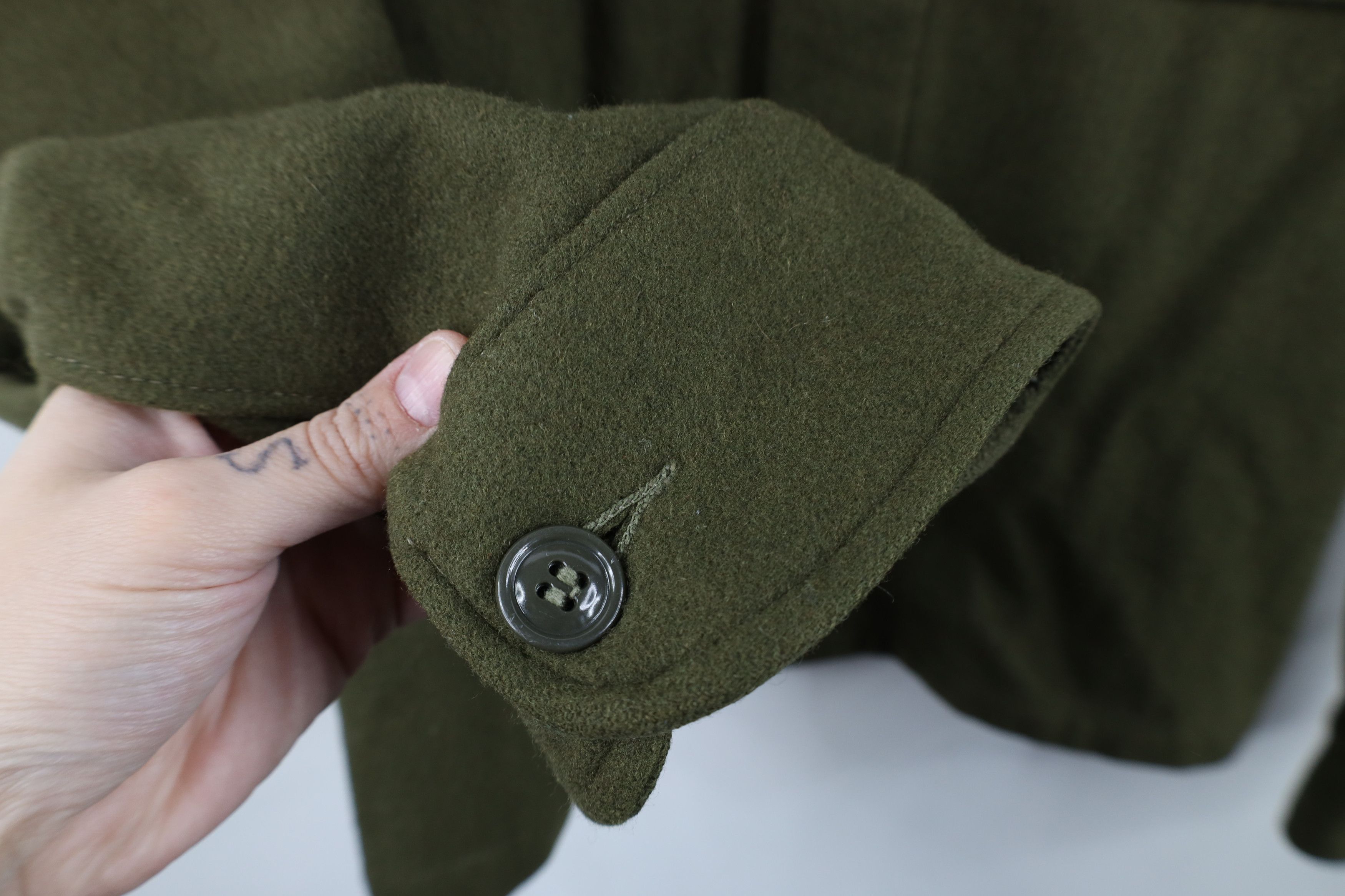 Vintage Vintage 60s Vietnam War Military Button Shirt Jacket USA Size US S / EU 44-46 / 1 - 7 Thumbnail