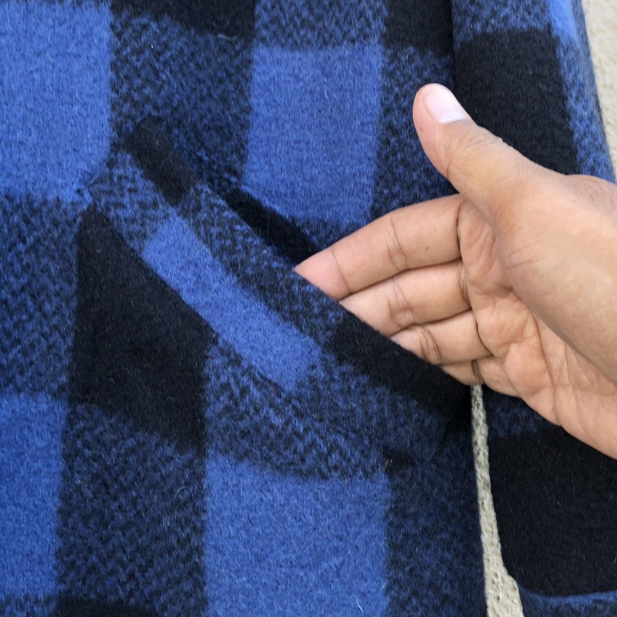 Flannel Vintage Only Wear Famous Brand B.B.H Plain Wool Jacket Size US L / EU 52-54 / 3 - 9 Thumbnail