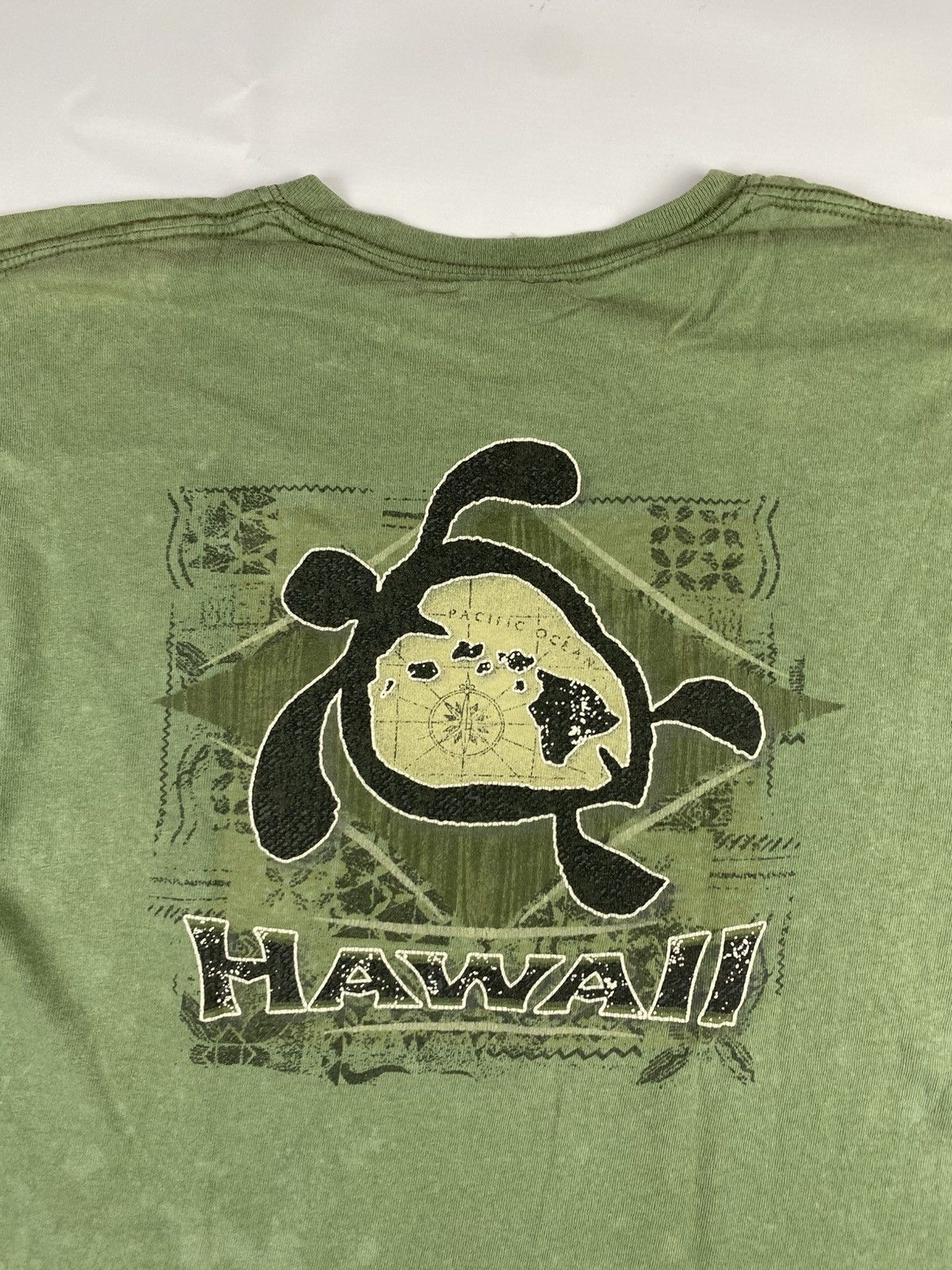 Vintage Vintage Hawaii Art tshirt Size US M / EU 48-50 / 2 - 5 Thumbnail