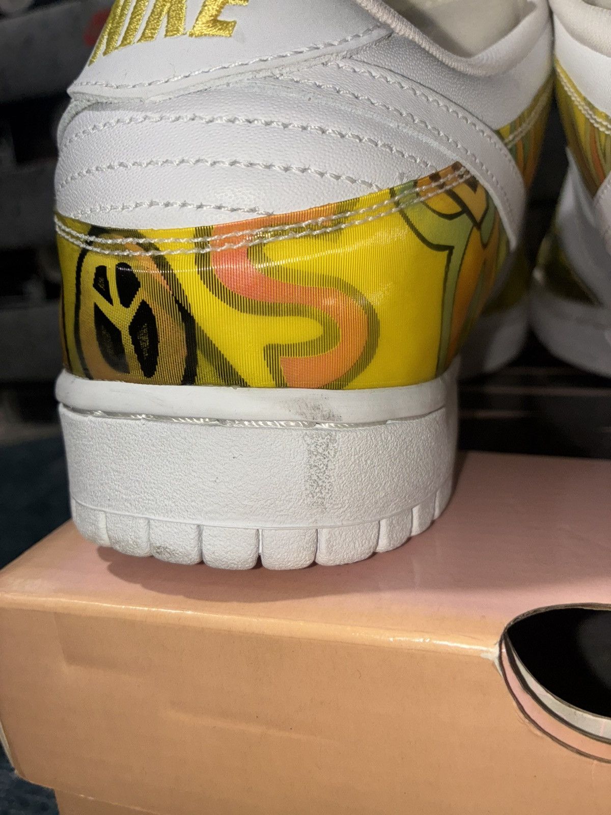 Nike SB Nike Sb dunk Low De La Soul Size US 11 / EU 44 - 17 Thumbnail