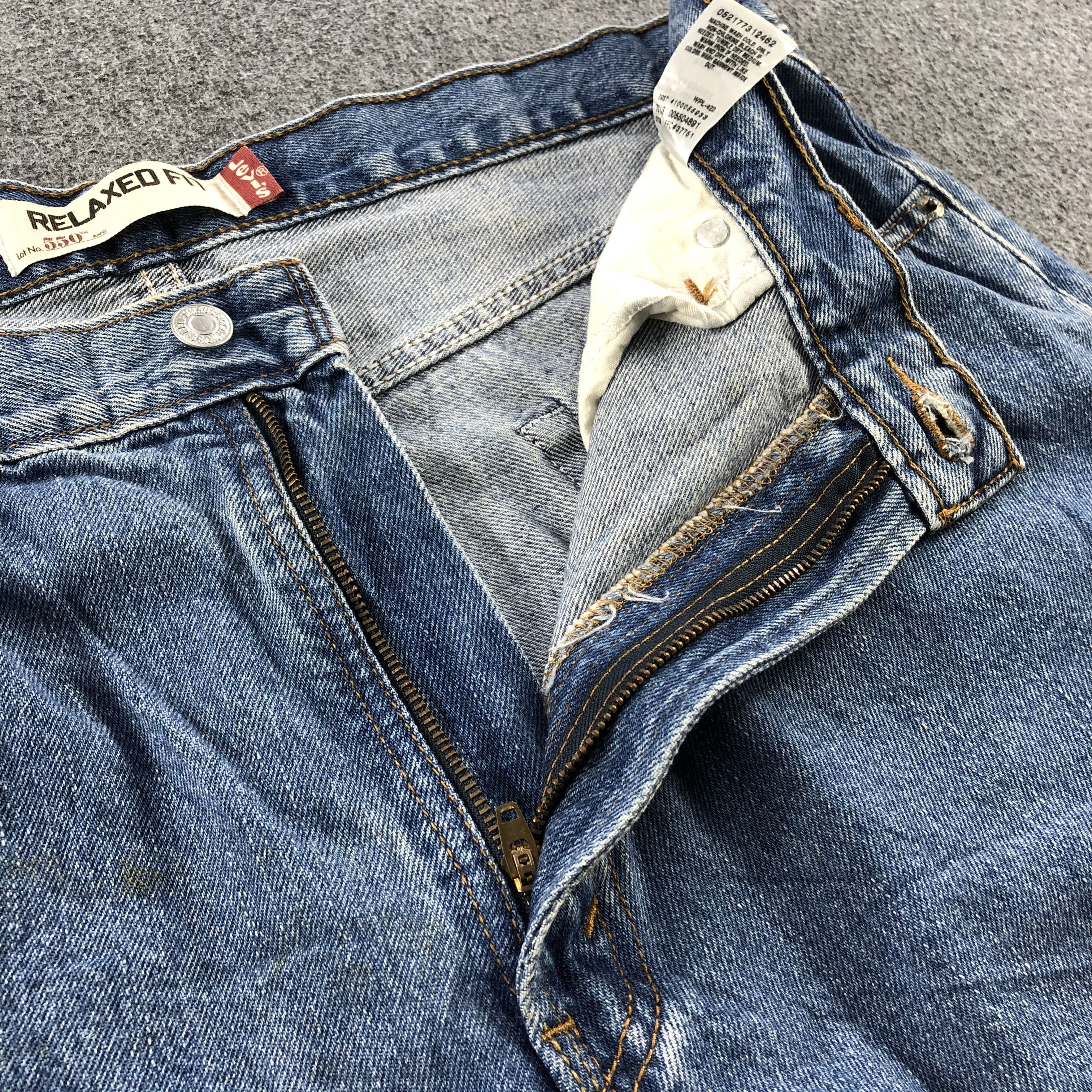 Levi's Vintage Stone Wash Levis 550 Jeans- J1307 Size US 36 / EU 52 - 7 Thumbnail