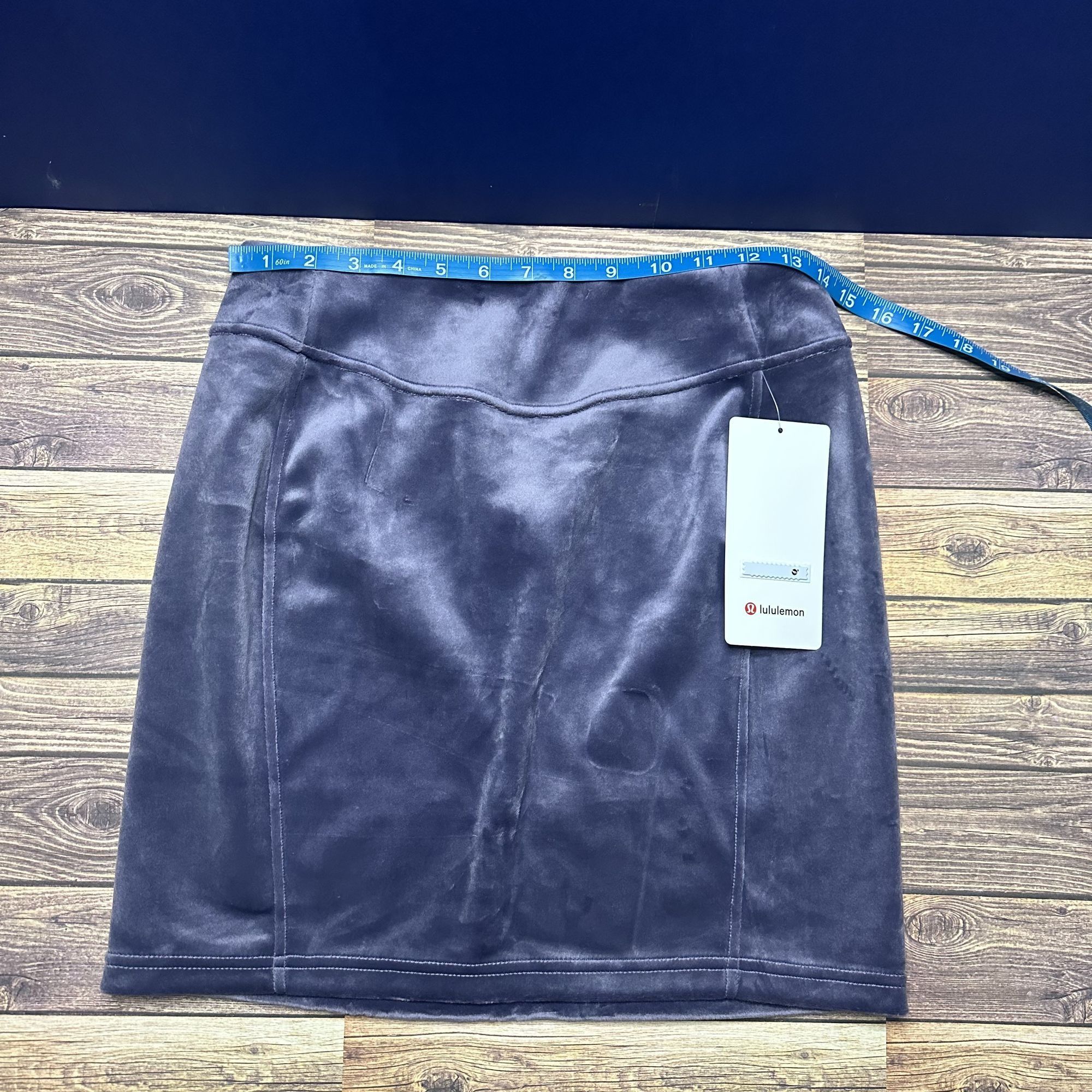 Lululemon Lululemon Scuba High Rise Mini Skirt Velvet NWT Size Small Size 28" / US 6 / IT 42 - 2 Thumbnail