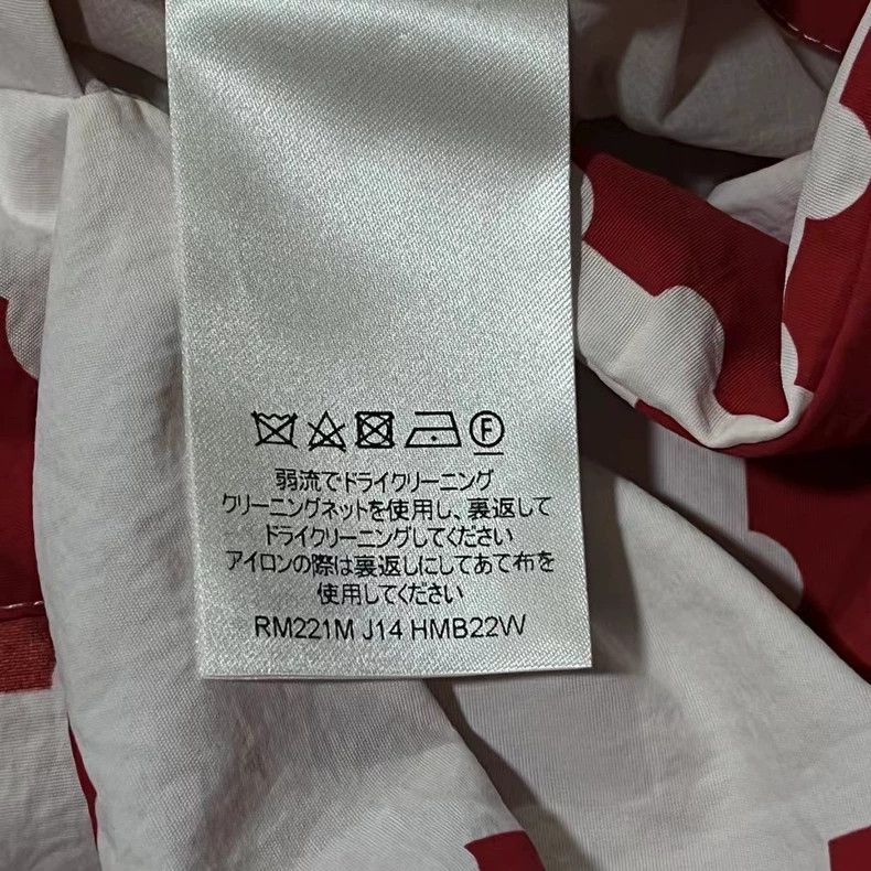 Louis Vuitton Louis Vuitton White and red checkerboard full print assault Size US S / EU 44-46 / 1 - 5 Thumbnail