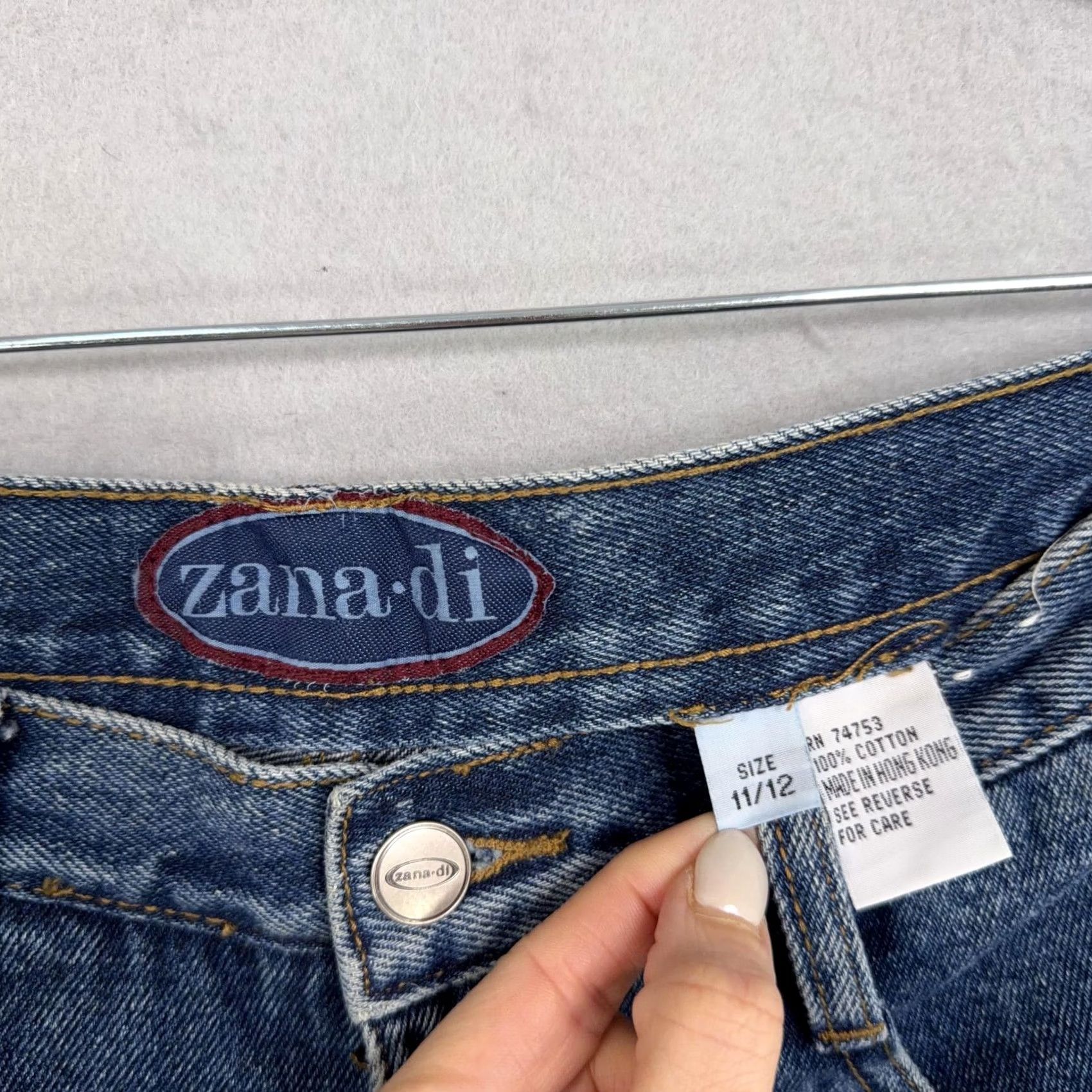 Denime VINTAGE Zana-di Denim Shorts Juniors 11/12 Blue Fringe Western Boho Festival Y2k Jeans Shorts Womens? Size 32" / US 10 / IT 46 - 4 Thumbnail