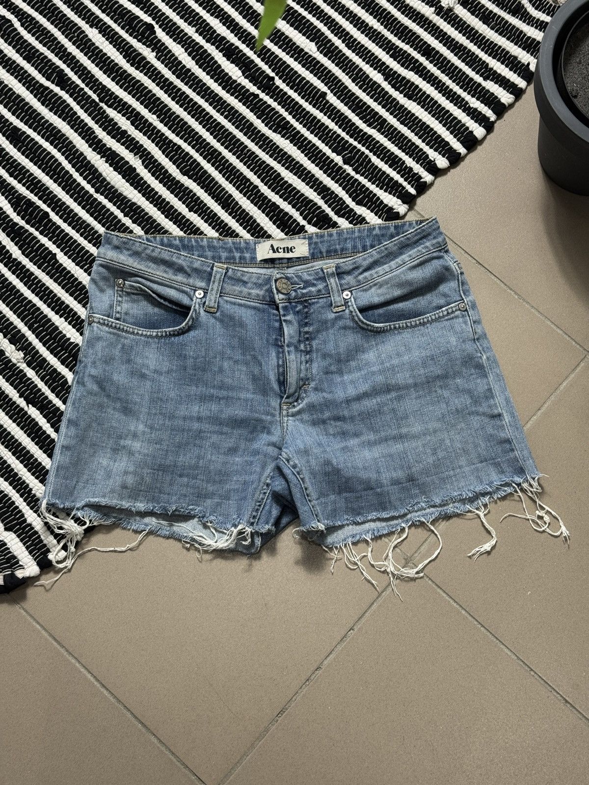 Acne Studios VINTAGE ACNE 2000s HEP BEYOND DENIM SHORTS Size 30" / US 8 / IT 44 - 4 Thumbnail