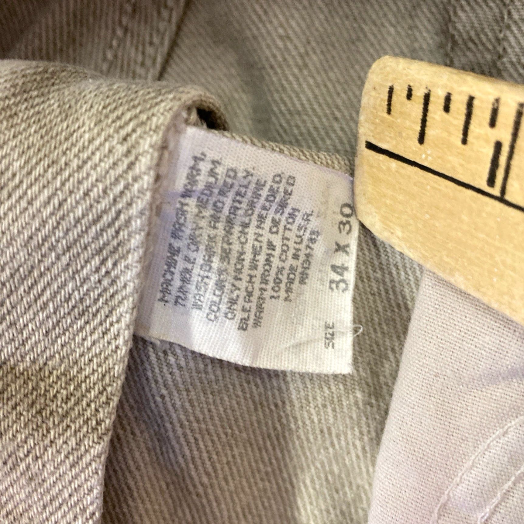 Lee VINTAGE Lee Jeans Riveted Mens 34x30 33x30 Grey USA Made Distressed 5-Pocket Denim Regular Straight Belt Loops USA Grunge Vintage Chore Size US 33 - 4 Thumbnail