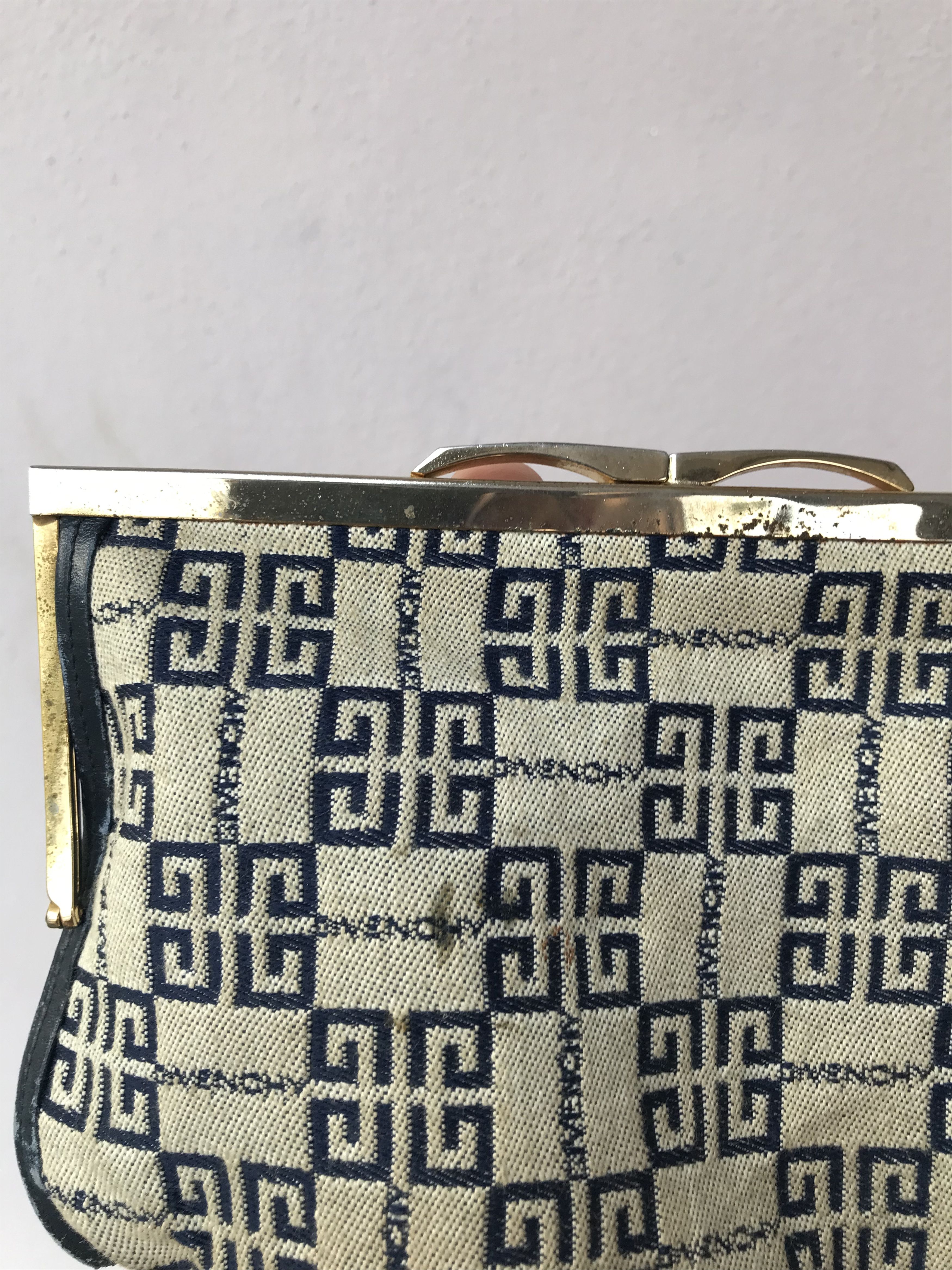 Givenchy Vintage Givenchy Purse Size ONE SIZE - 3 Thumbnail