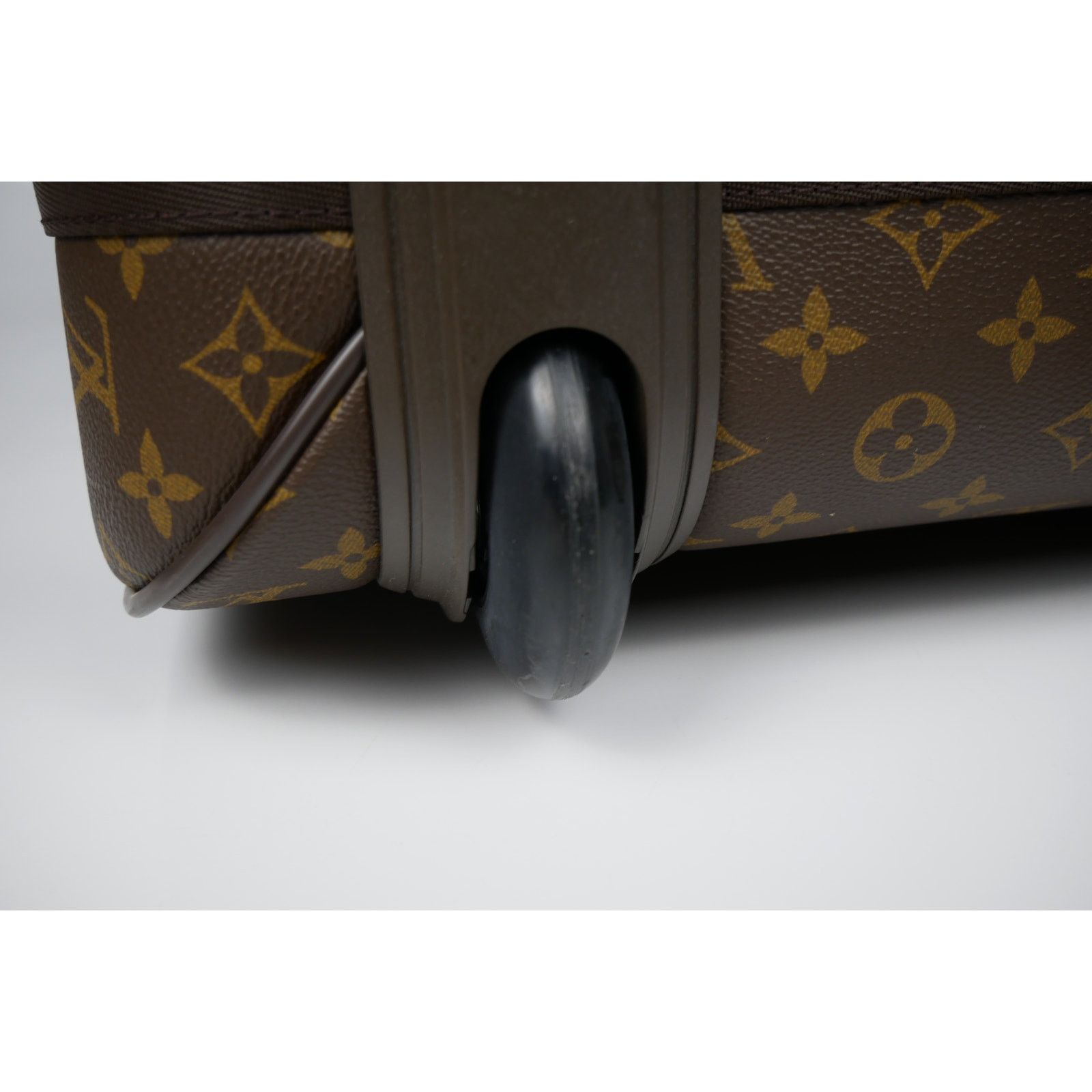 Louis Vuitton Louis Vuitton Rolling Pegase Suitcase 55 Size ONE SIZE - 16 Thumbnail