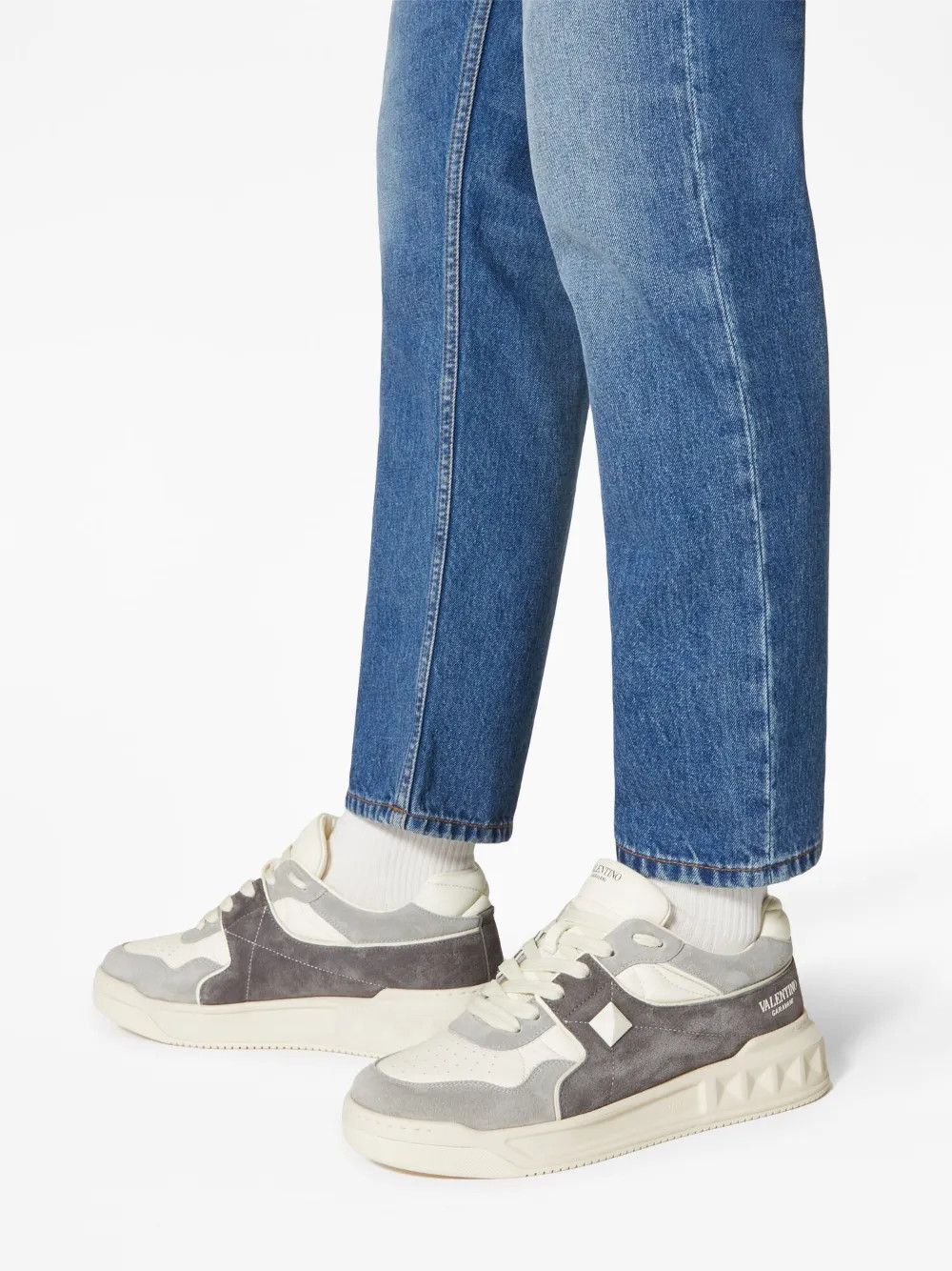 Valentino o1y0525 Logo Leather Low-Top Sneakers in Multicolor Size US 7 / EU 40 - 5 Thumbnail