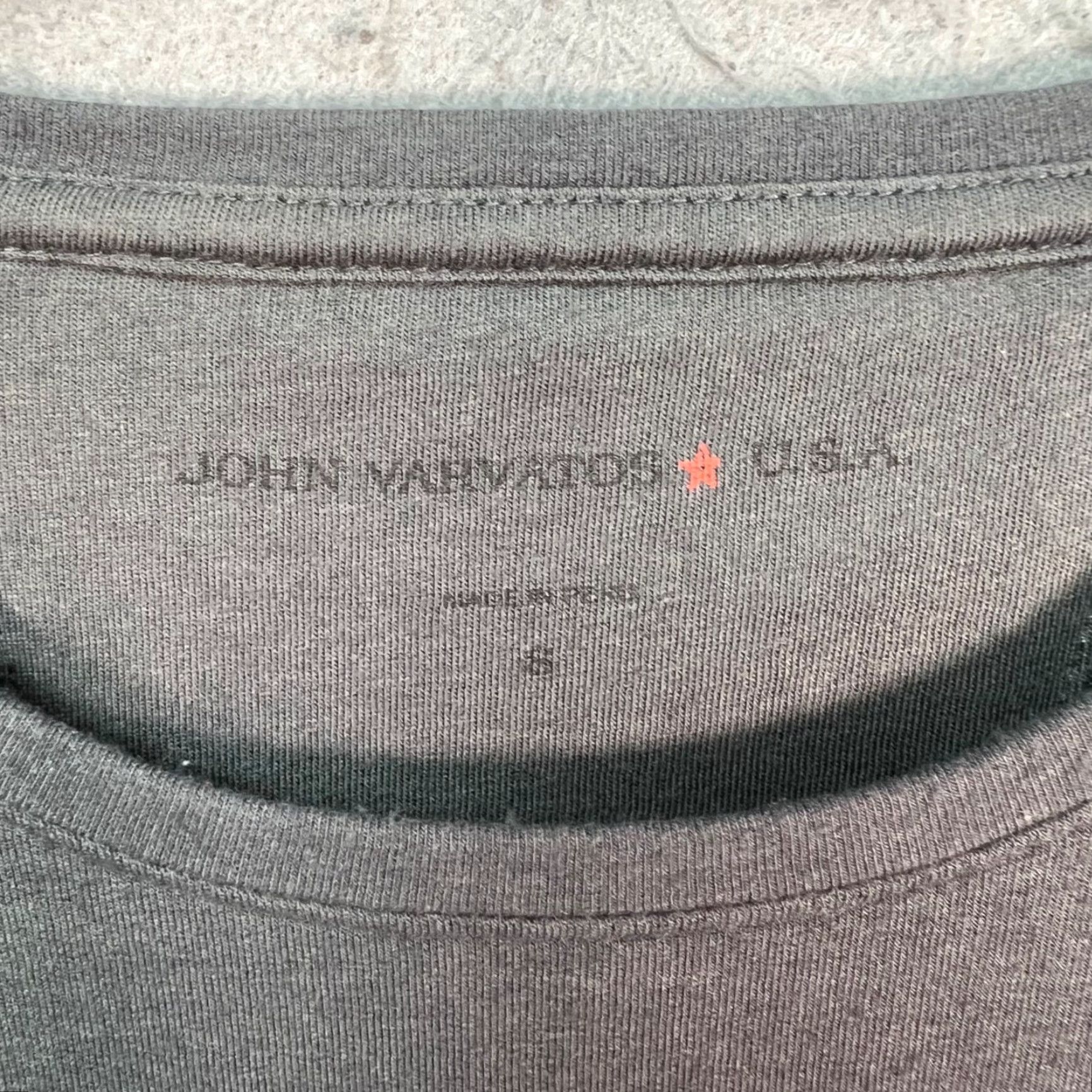 John Varvatos John Varvatos Gray Long Sleeve Shirt Mens Size Small Zipper Details Cotton Modal Crew Neck Shirt (Vintage) Size US S / EU 44-46 / 1 - 3 Thumbnail