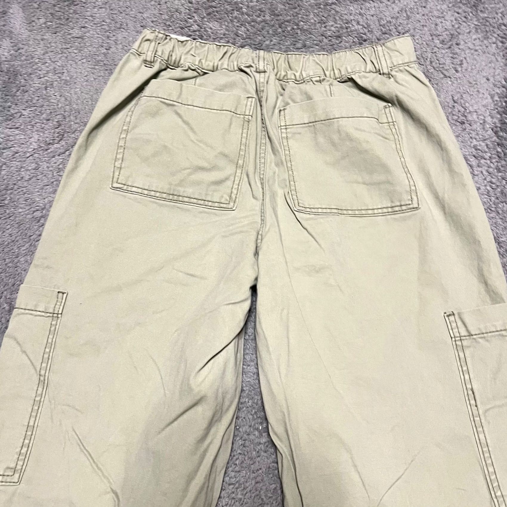 Vintage Kensie Jeans Cargo Pants Womens 10/30 Light Green Wide Leg Distressed Utility, Cargo, Women, 10, Regular, Green, Kensie Jeans Cargo Pants, 29-32 x 30 Size 32" / US 10 / IT 46 - 4 Thumbnail