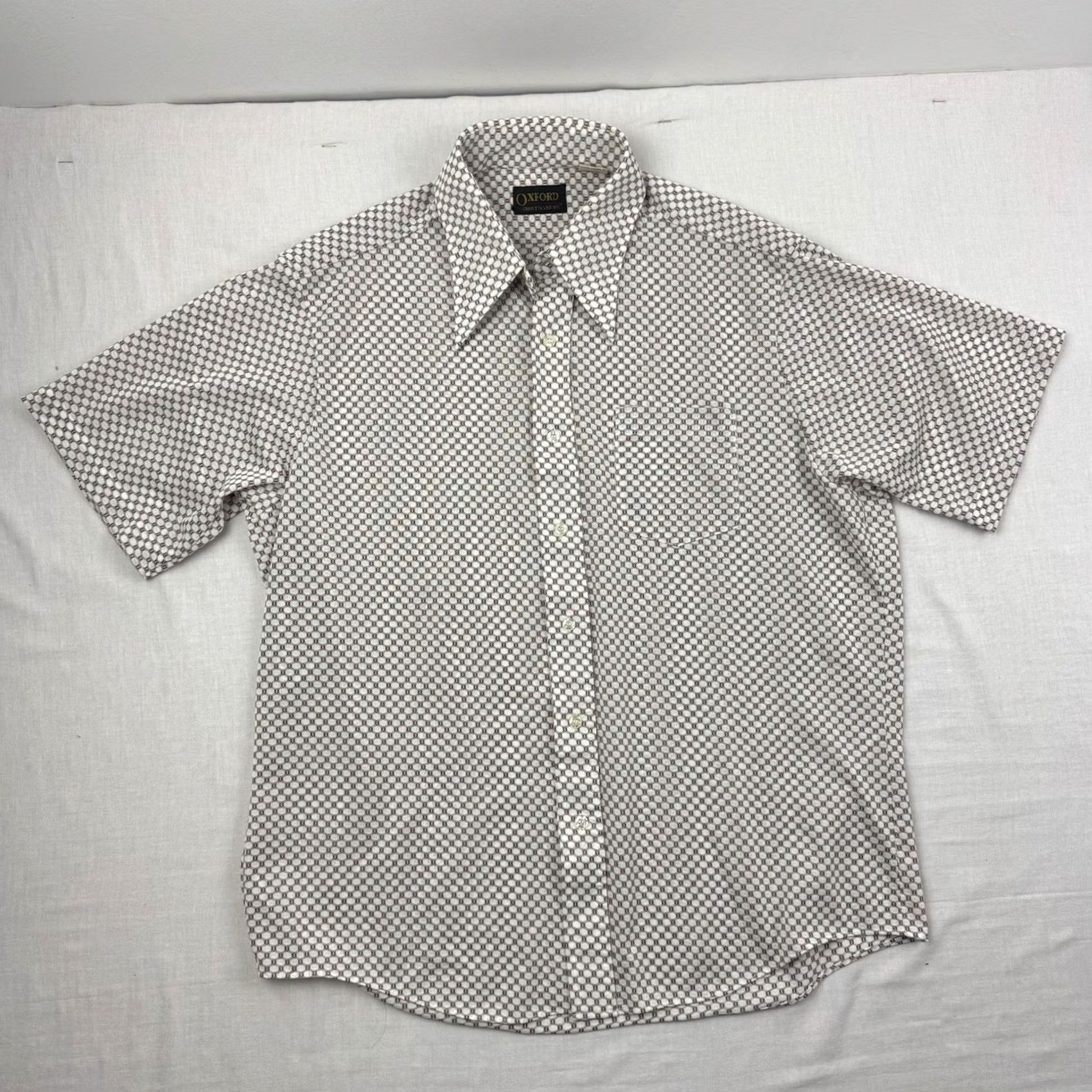 J Brand VINTAGE Oxford Button-Up Shirt Geometric Short Sleeve Adult XL White 70s USA Mens Size US XL / EU 56 / 4 - 2 Thumbnail